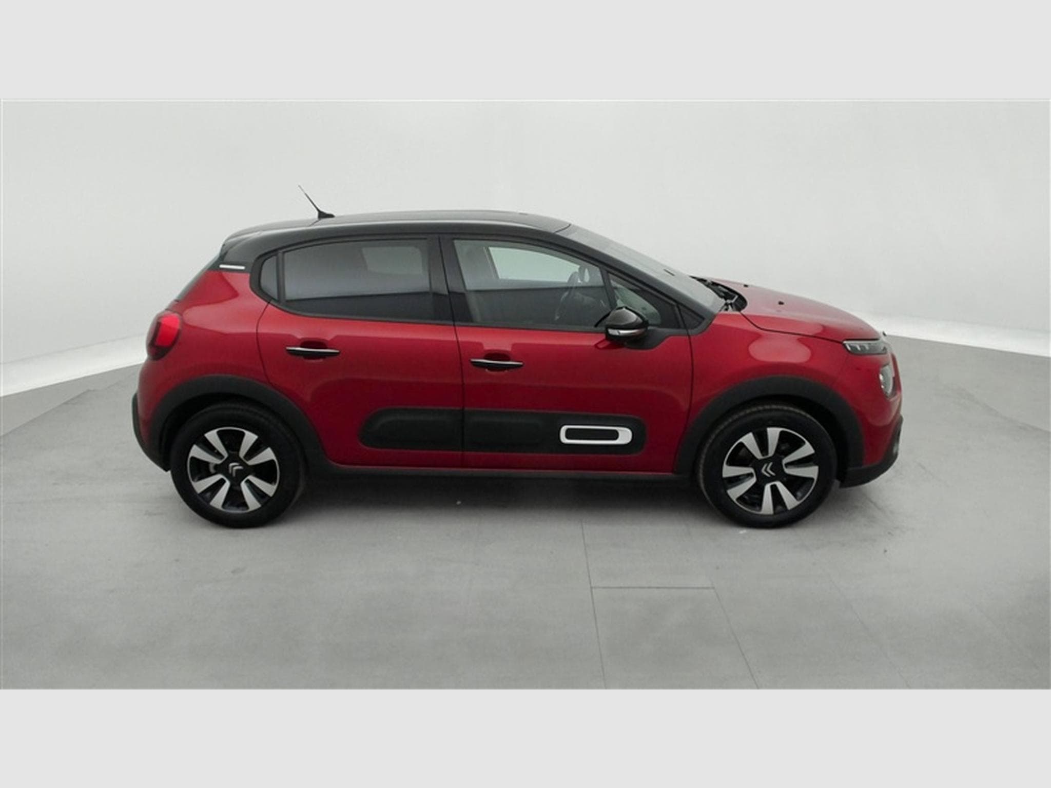 Citroen C3 1.2i PureTech Feel NAVI / FULL LED / CARPLAY (2024) - Foto 23