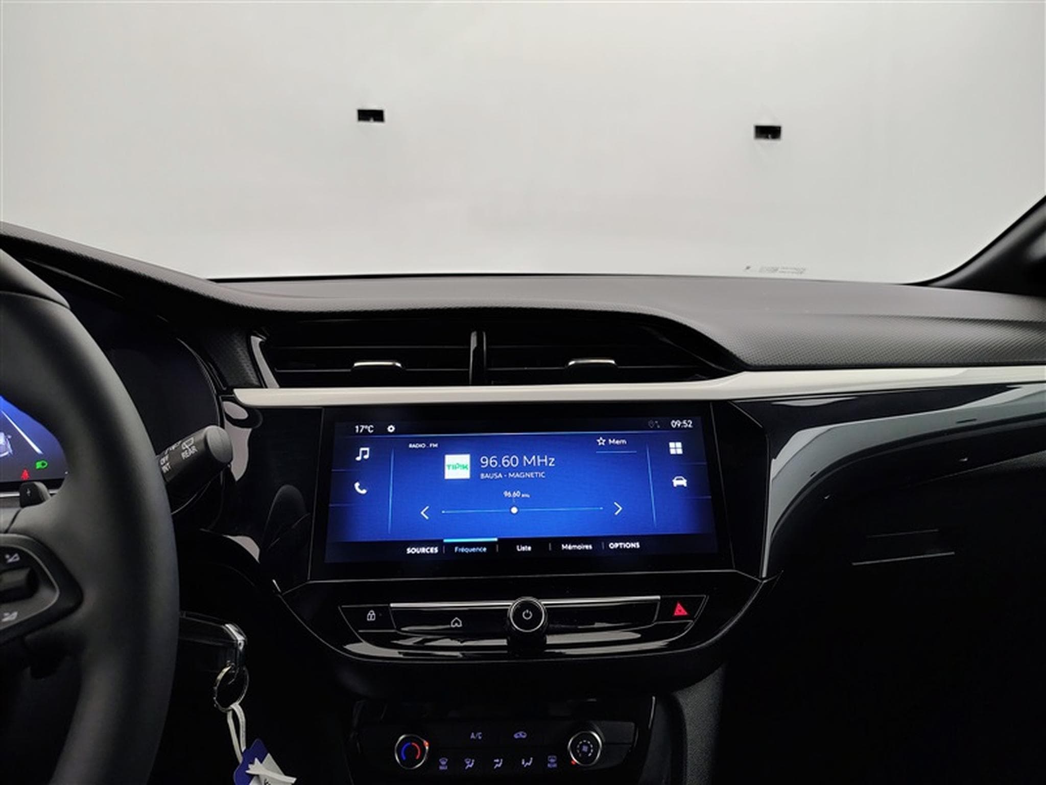 Opel Corsa 1.2 Turbo GS Line AT8 CARPLAY / FULL LED / S-CUIR (2025) - Foto 11