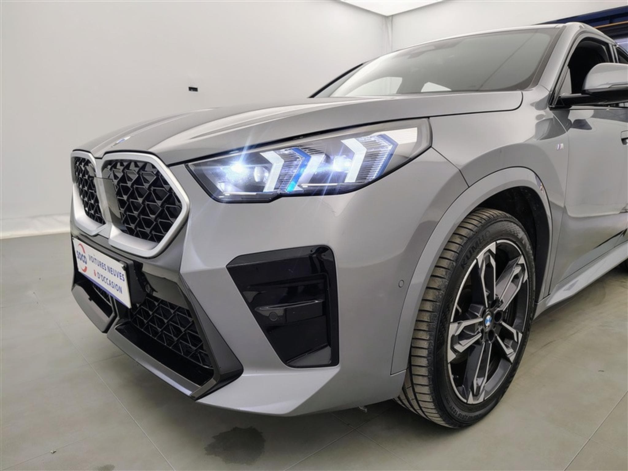 BMW X2 1.5iA sDrive20 PACK M NAVI / FULL LED / S-CUIR (2024) - Foto 15
