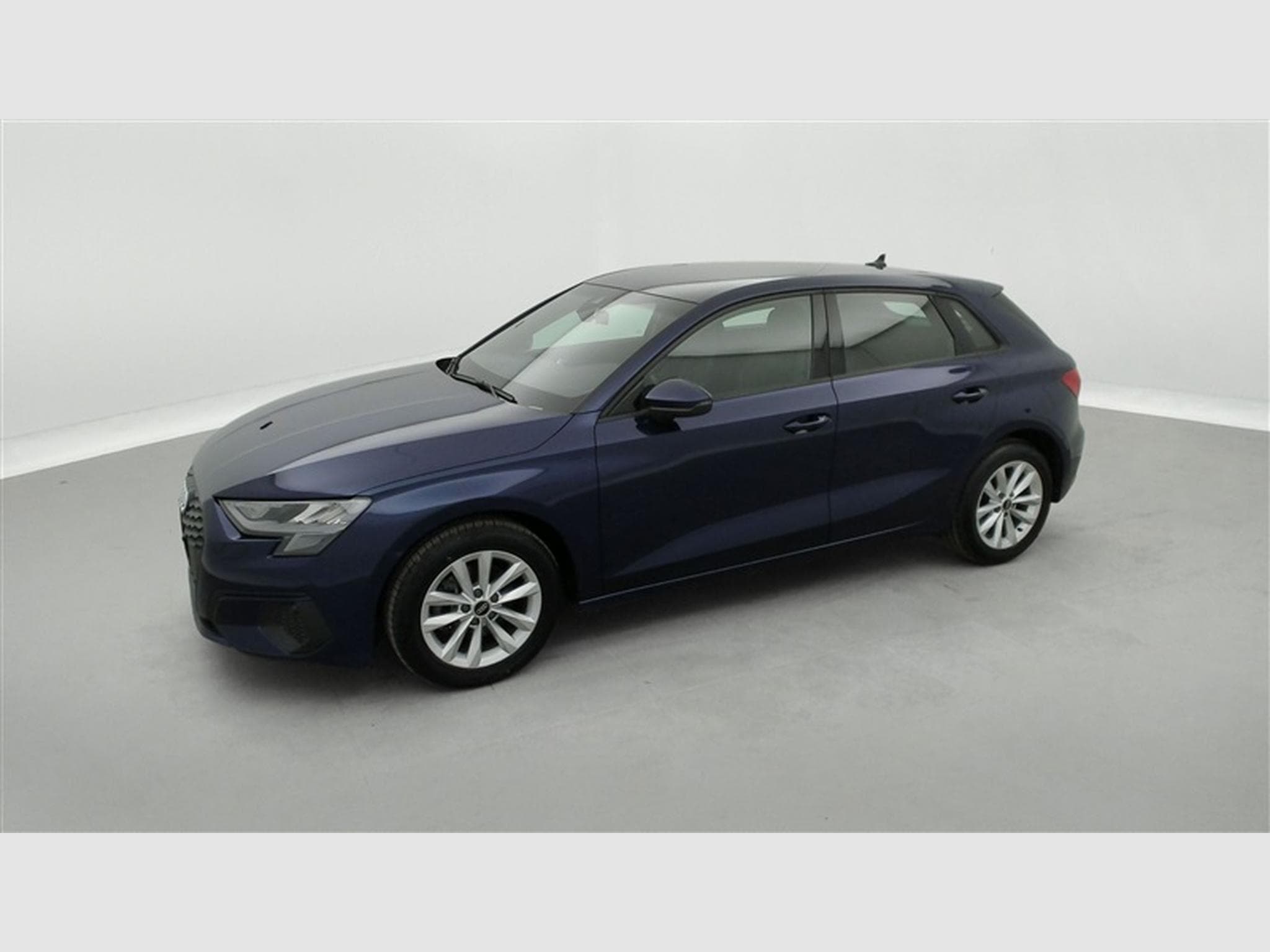 Audi A3 Sportback 30 TFSI S-Tronic S-Line inté // Navi / Led (2022) - Foto 19