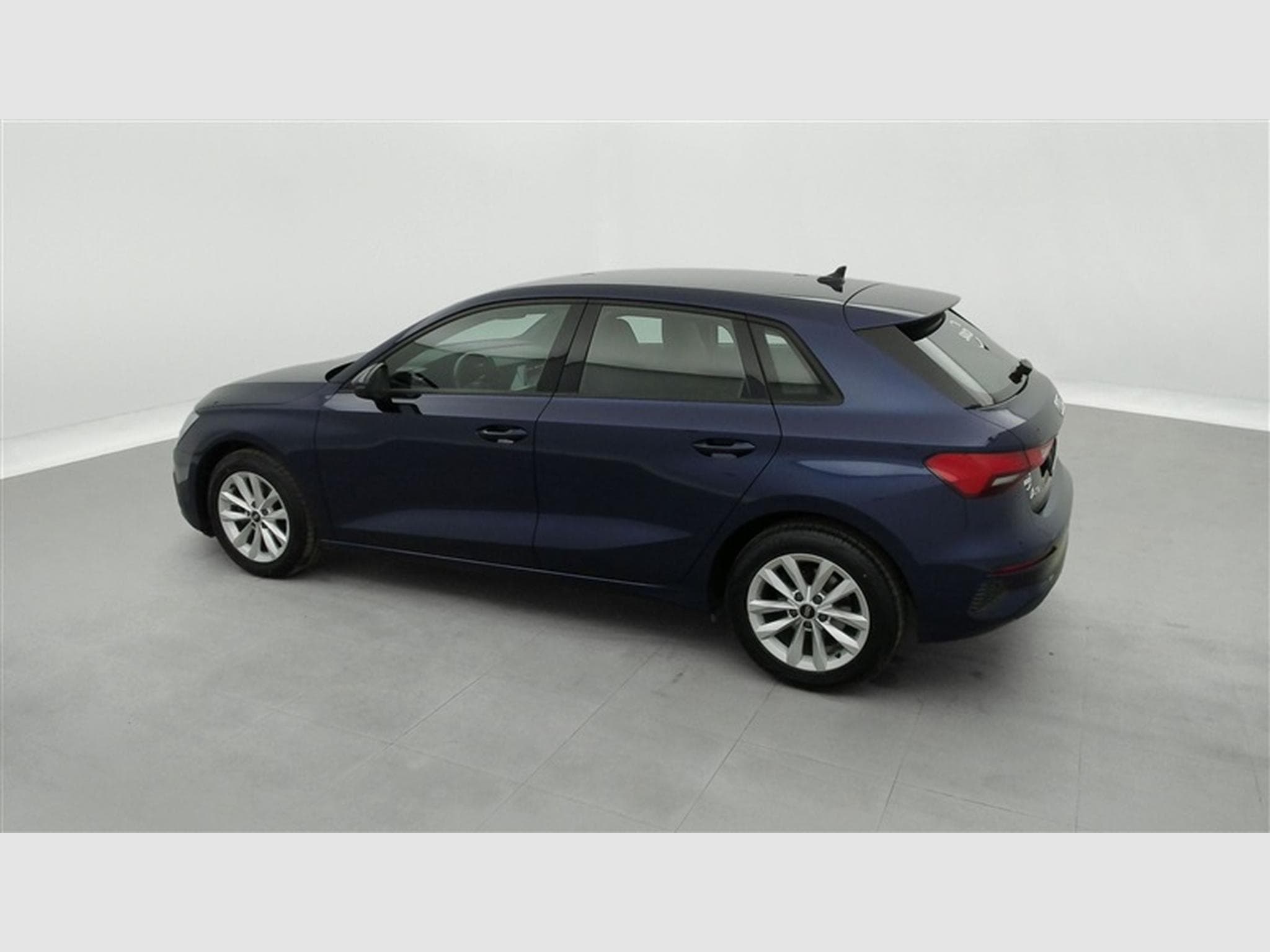 Audi A3 Sportback 30 TFSI S-Tronic S-Line inté // Navi / Led (2022) - Foto 25