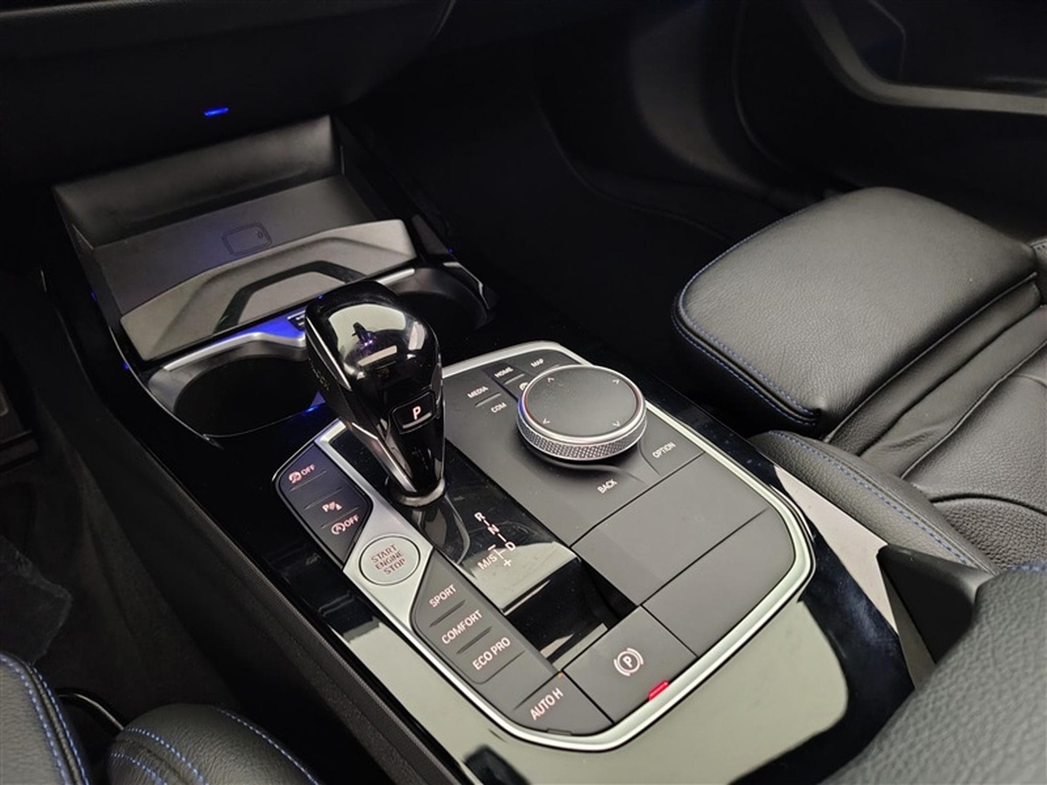 BMW 118 118 dA  M Pack Cuir/Navi/CarPlay/Toit Pano/... (2023) - Foto 12