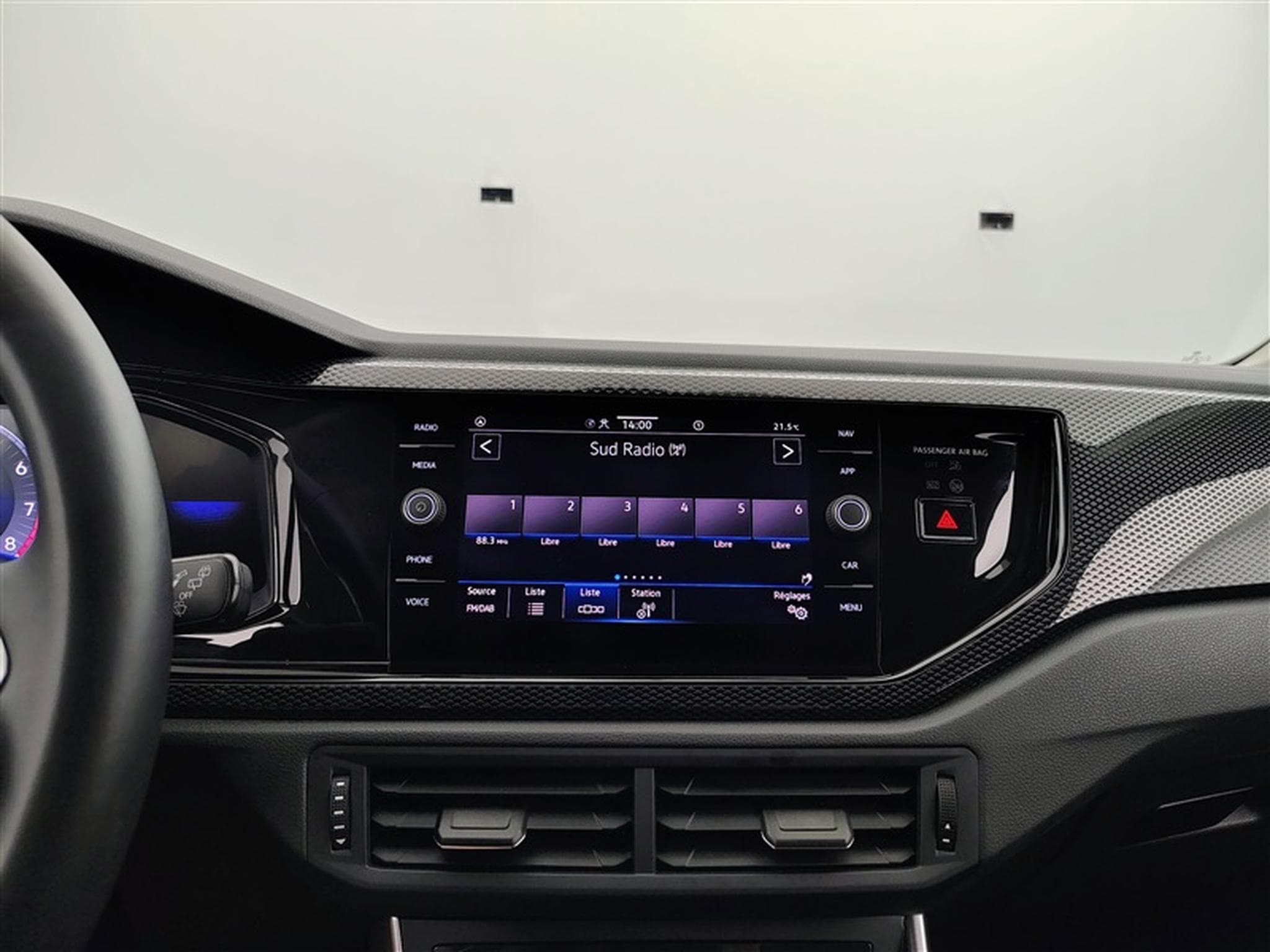 VW Taigo 1.0 TSI 95cv Style CARPLAY / FULL LED / CAMERA / JA 17" (2025) - Foto 11