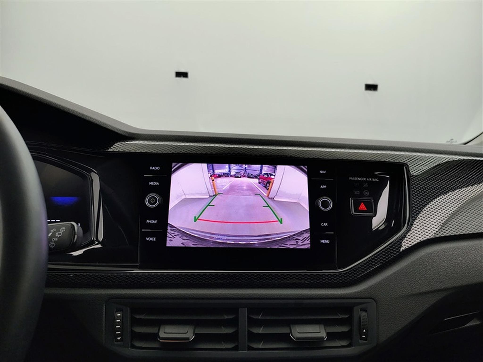 VW Taigo 1.0 TSI 95cv Style CARPLAY / FULL LED / CAMERA / JA 17" (2025) - Foto 17