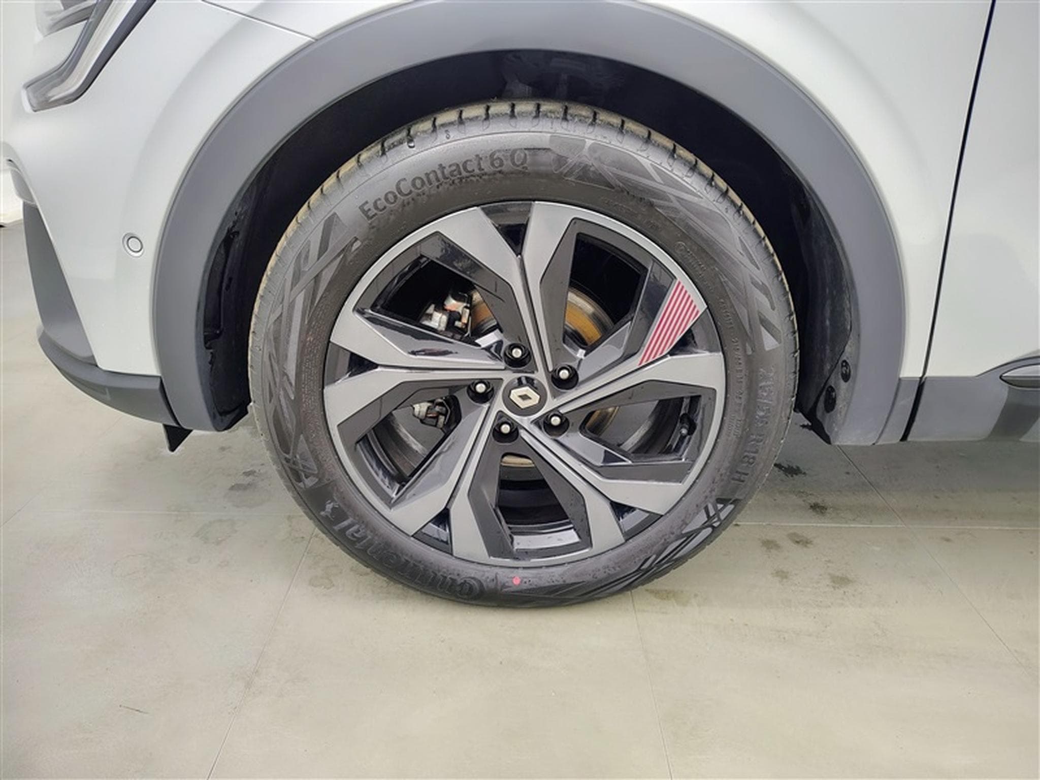 Renault Arkana 1.3 TCe EDC R.S.Line CUIR / NAVI / FULL LED (2023) - Foto 6