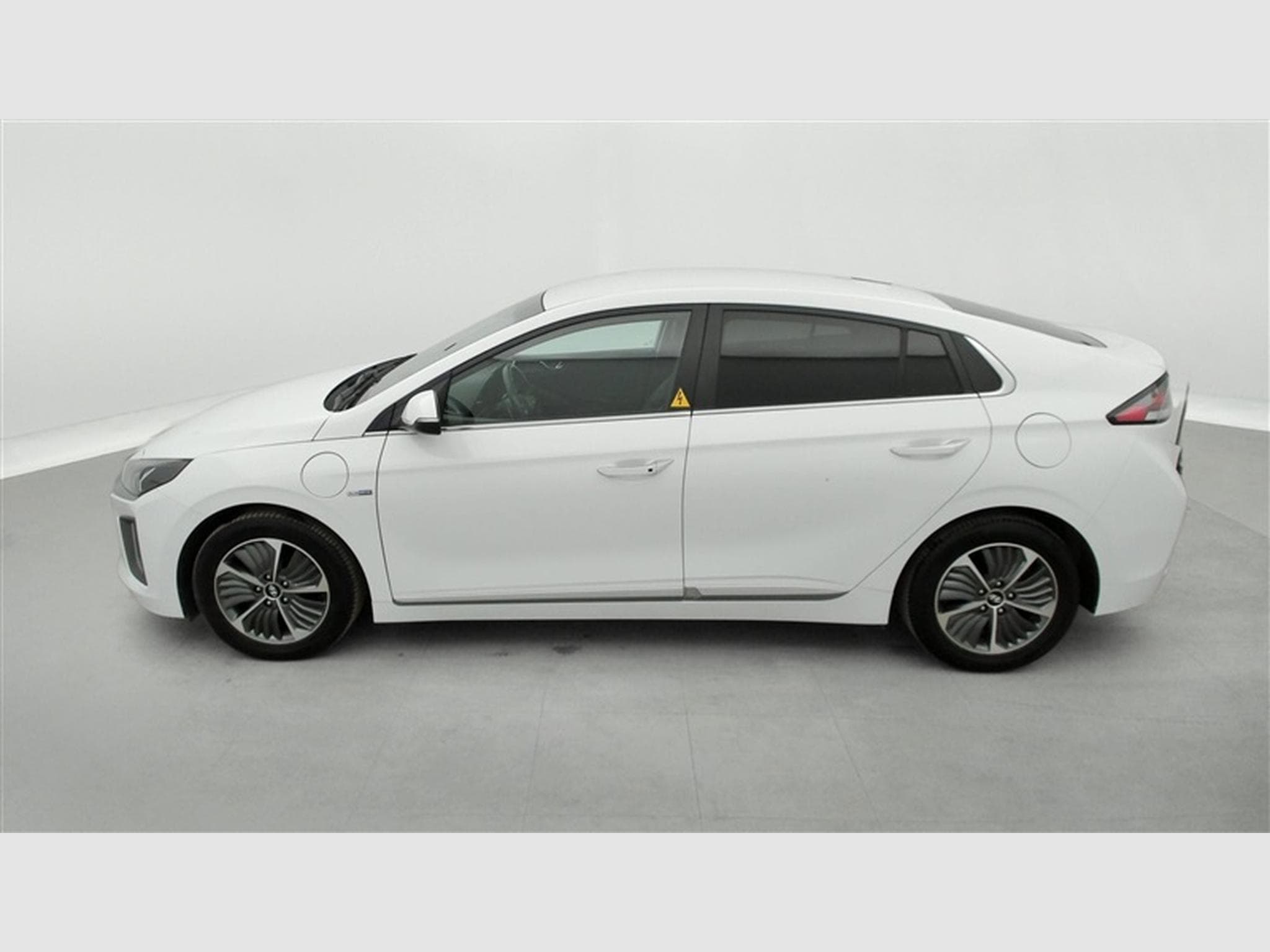 Hyundai Ioniq 1.6 GDi PHEV Executive NAVI / FULL LED / CUIR / CAMERA (2020) - Foto 3