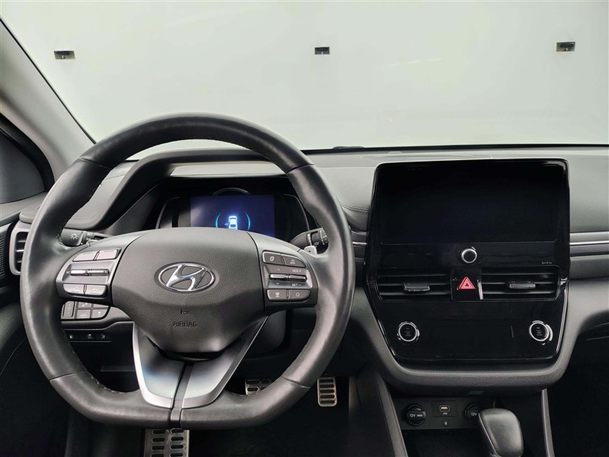 Hyundai Ioniq 1.6 GDi PHEV Executive NAVI / FULL LED / CUIR / CAMERA (2020) - Foto 9