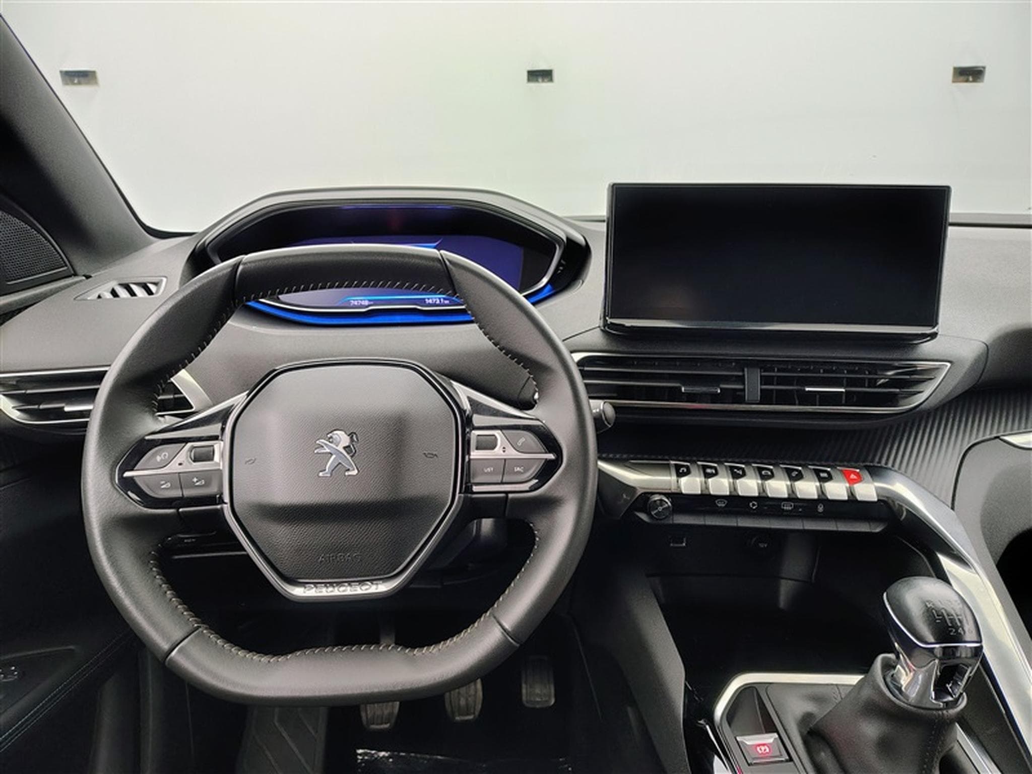 Peugeot 5008 1.2 PureTech 130Cv Allure Pack 7PL/ S-CUIR / NAVI / FULL LED (2024) - Foto 9