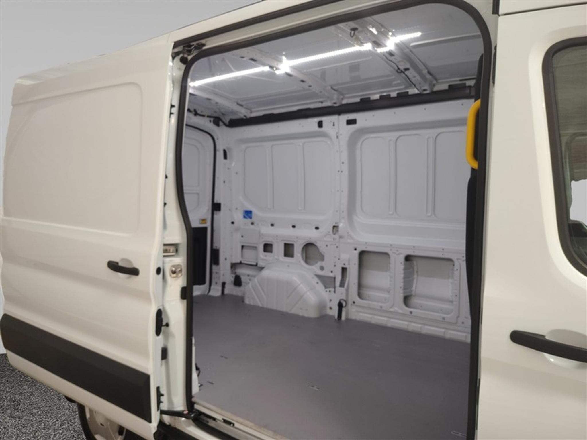 Ford Transit 2.0 TDCi L2H2 A8 Navi / PDC av+ar (2024) - Foto 14