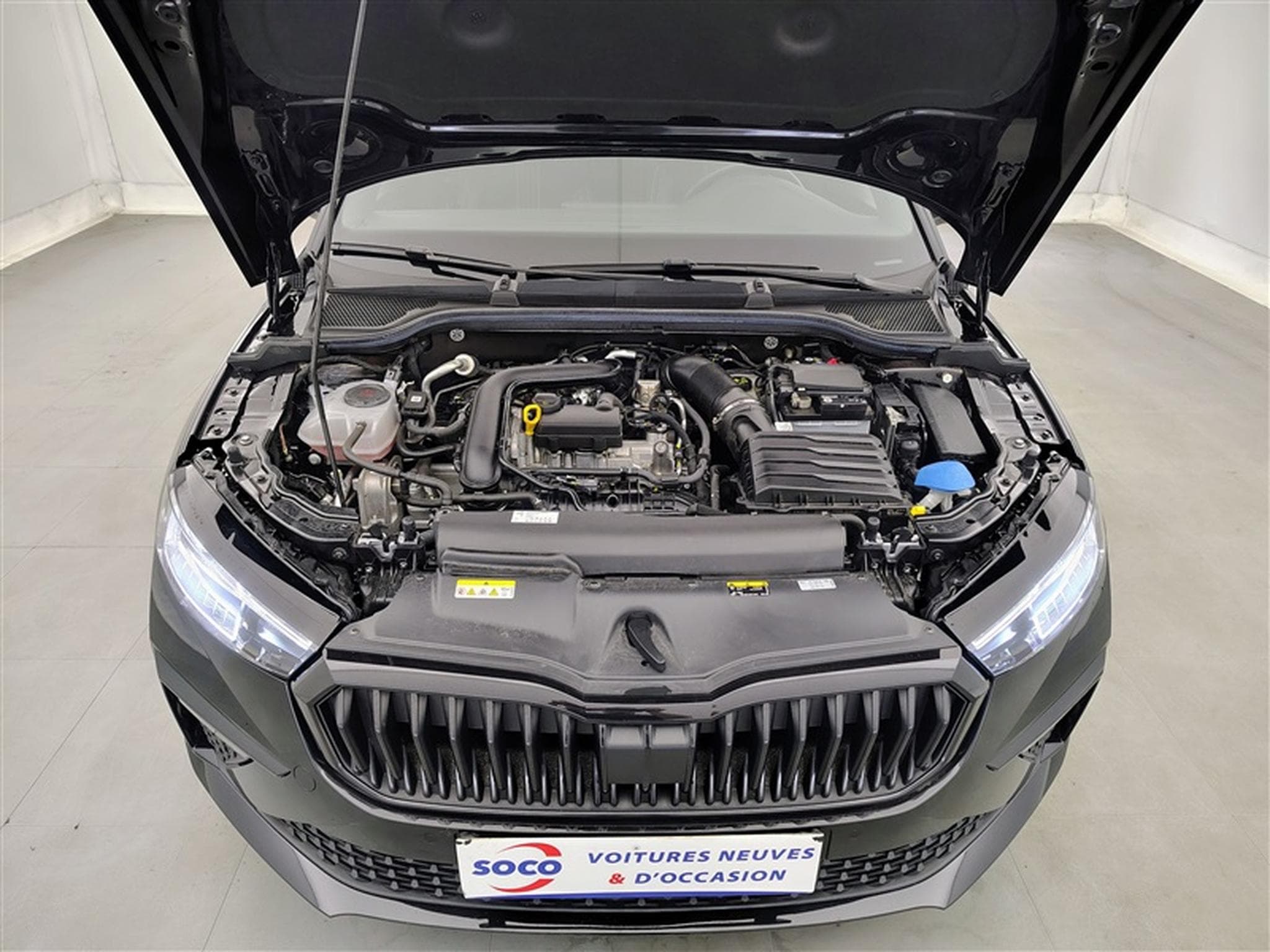 Skoda Scala 1.0 TSI MonteCarlo DSG *NAVI/FULL LED/T.PANO/CAM/JA18* (2024) - Foto 21