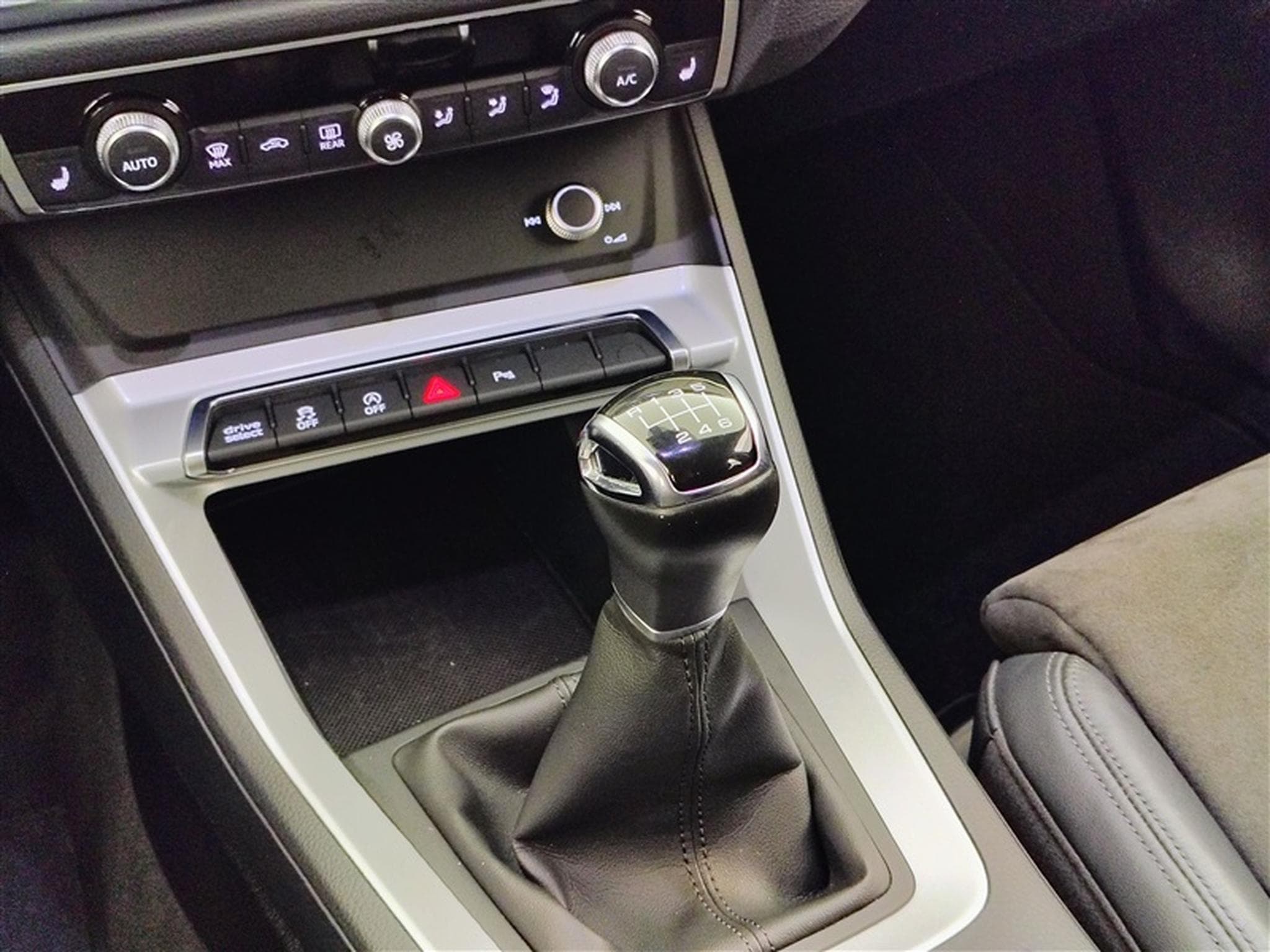 Audi Q3 35 TFSI Advanced SPORTBACK (2020) - Foto 11