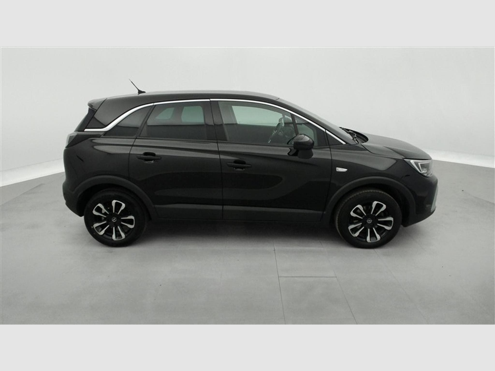 Opel Crossland 1.2 Turbo Ultimate NAVI / FULL LED / PDC AV-AR (2024) - Photo 24
