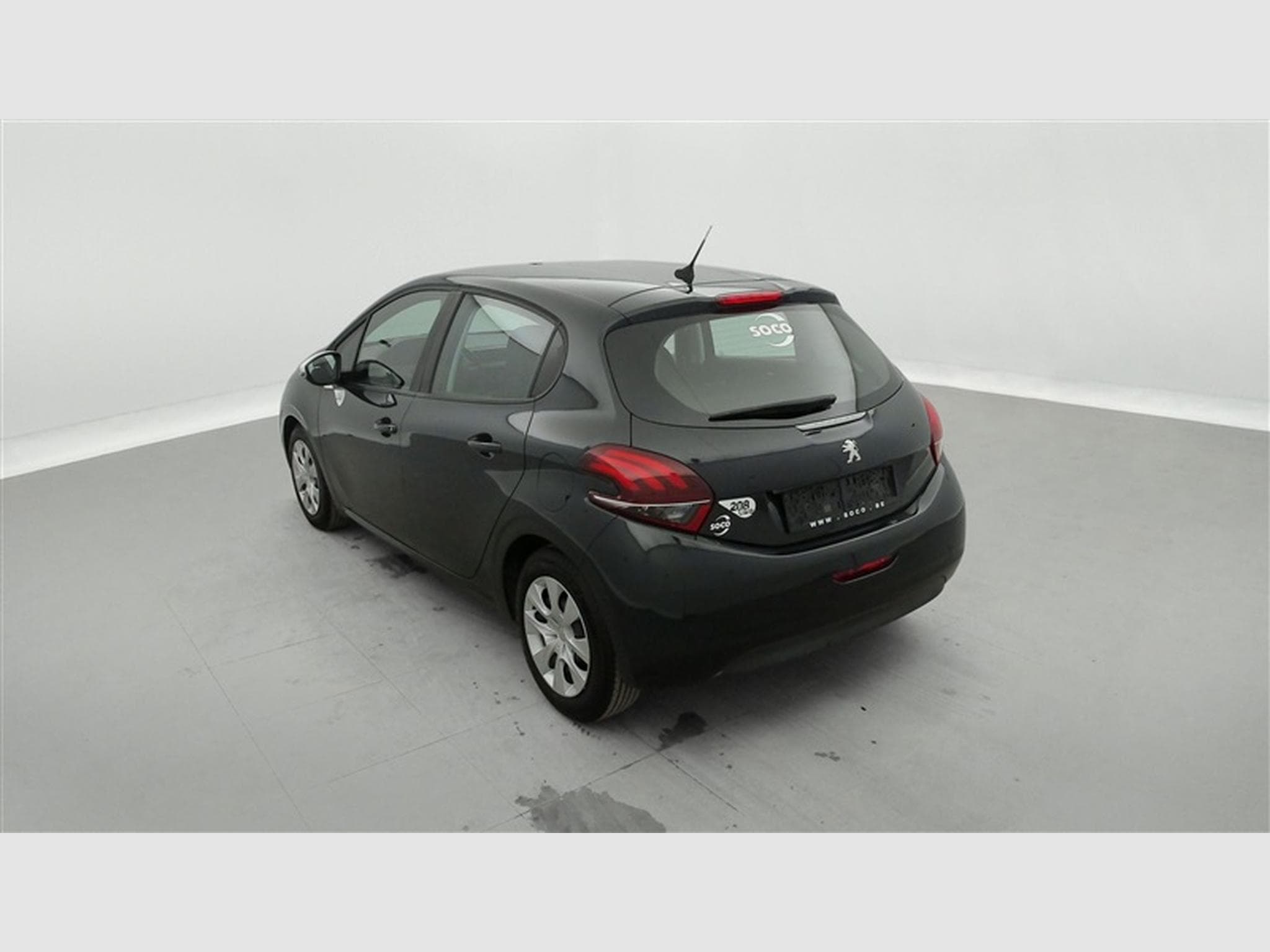 Peugeot 208 1.2i PureTech Like S&S (EU6.2) (2019) - Foto 2