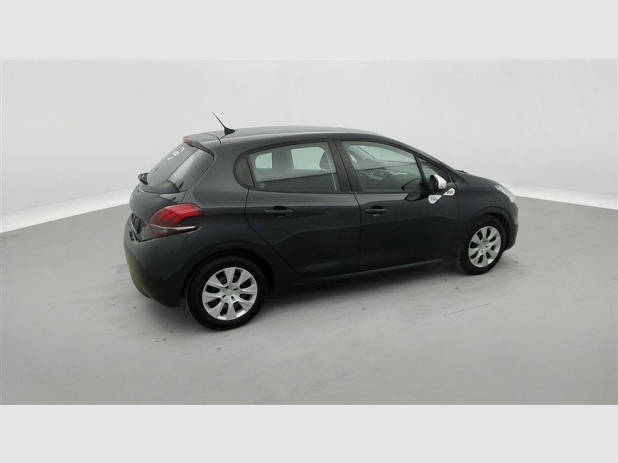 Peugeot 208 1.2i PureTech Like S&S (EU6.2) (2019) - Foto 23