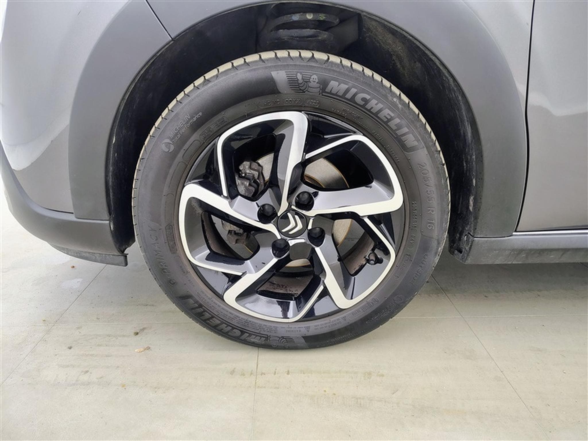 Citroen C3 1.2i PureTech C-Series S&S (2023) - Foto 6