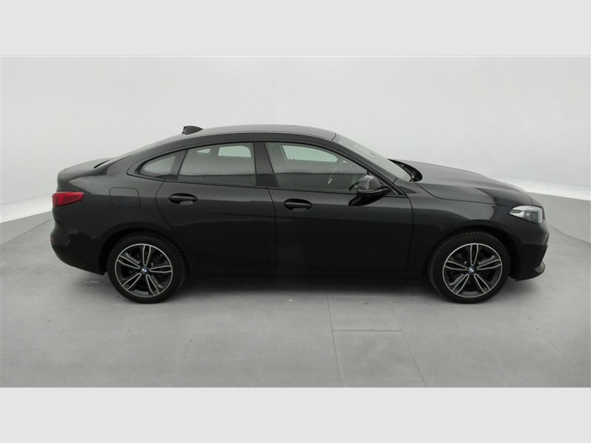 BMW 218 iA GranCoupé Sportline NAVI / FULL LED / S-CUIR (2023) - Foto 24