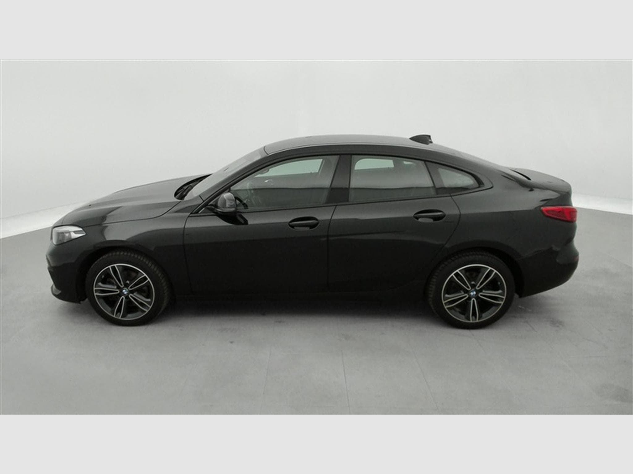 BMW 218 iA GranCoupé Sportline NAVI / FULL LED / S-CUIR (2023) - Foto 3