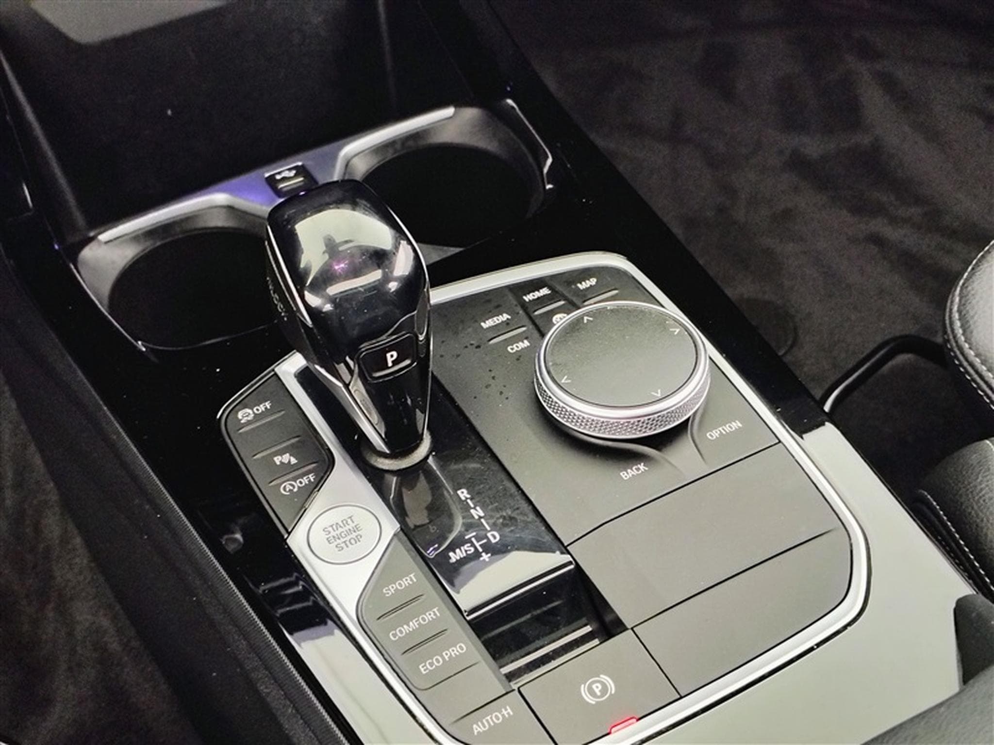 BMW 216 dA Grancoupé Sportline NAVI / S-CUIR / FULL LED (2021) - Foto 12