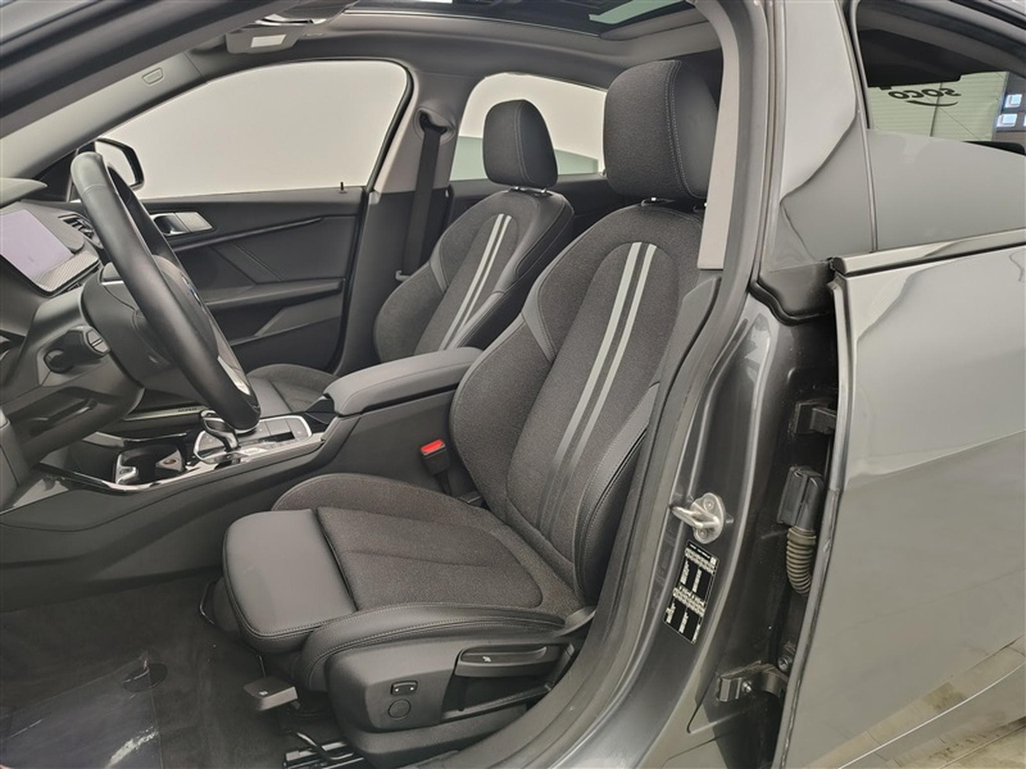 BMW 216 dA Grancoupé Sportline NAVI / S-CUIR / FULL LED (2021) - Foto 7