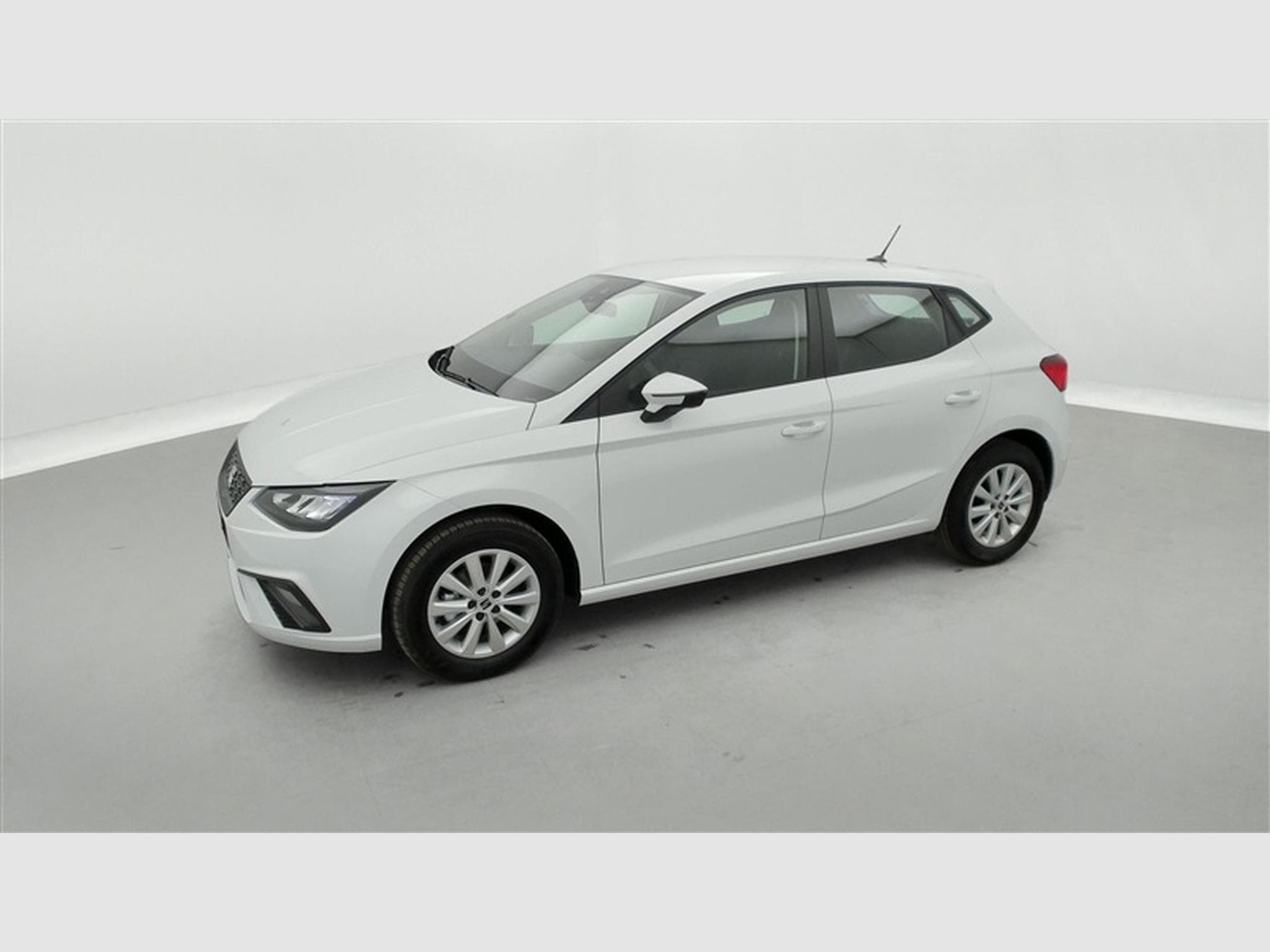 Seat Ibiza 1.0i MPI 80cv CARPLAY / LED / PDC / ALU (2026) - Foto 21