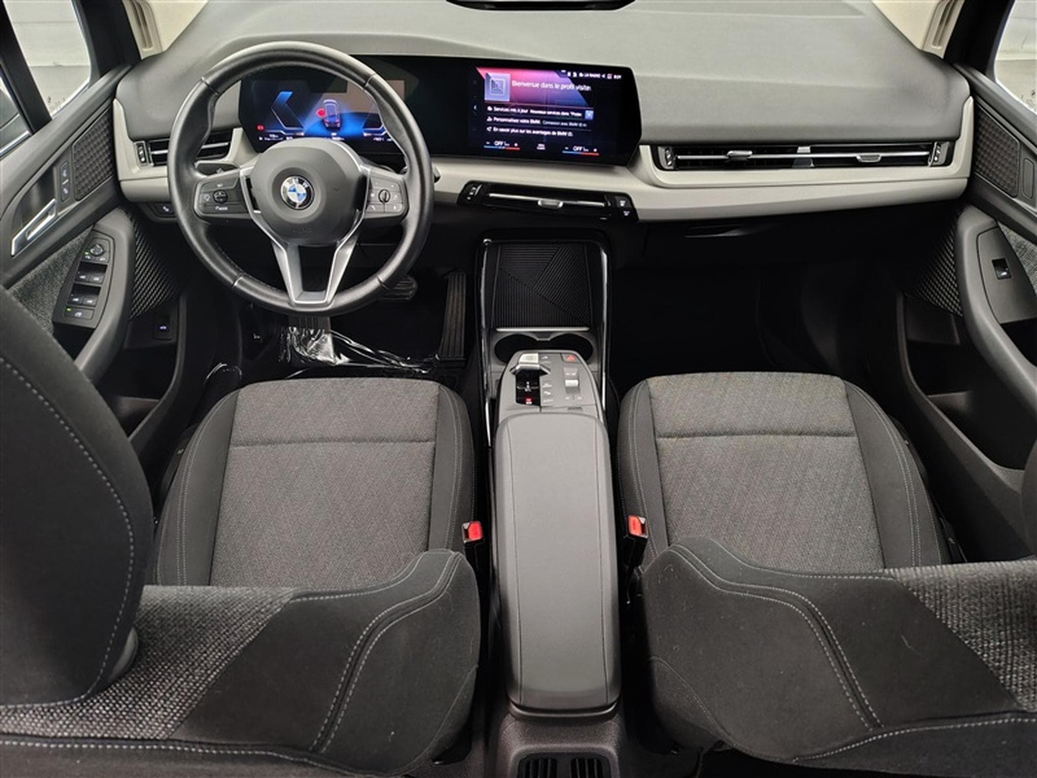 BMW 218 218IA Active Tourer NAVI / FULL LED / ALU (2023) - Foto 8