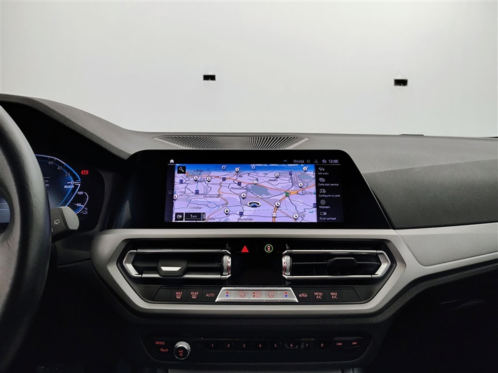 BMW 320 320eA PHEV Business NAVI/FULL LED/JA/PDC AV AR/CARPLAY (2021) - Foto 11