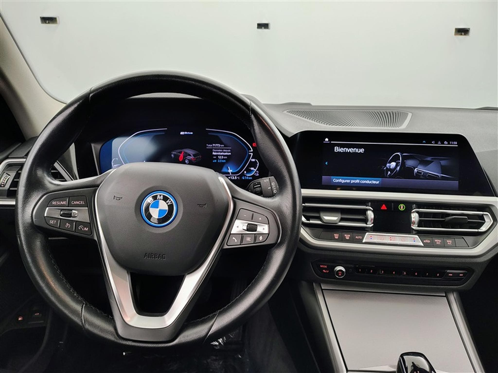 BMW 320 320eA PHEV Business NAVI/FULL LED/JA/PDC AV AR/CARPLAY (2021) - Foto 9