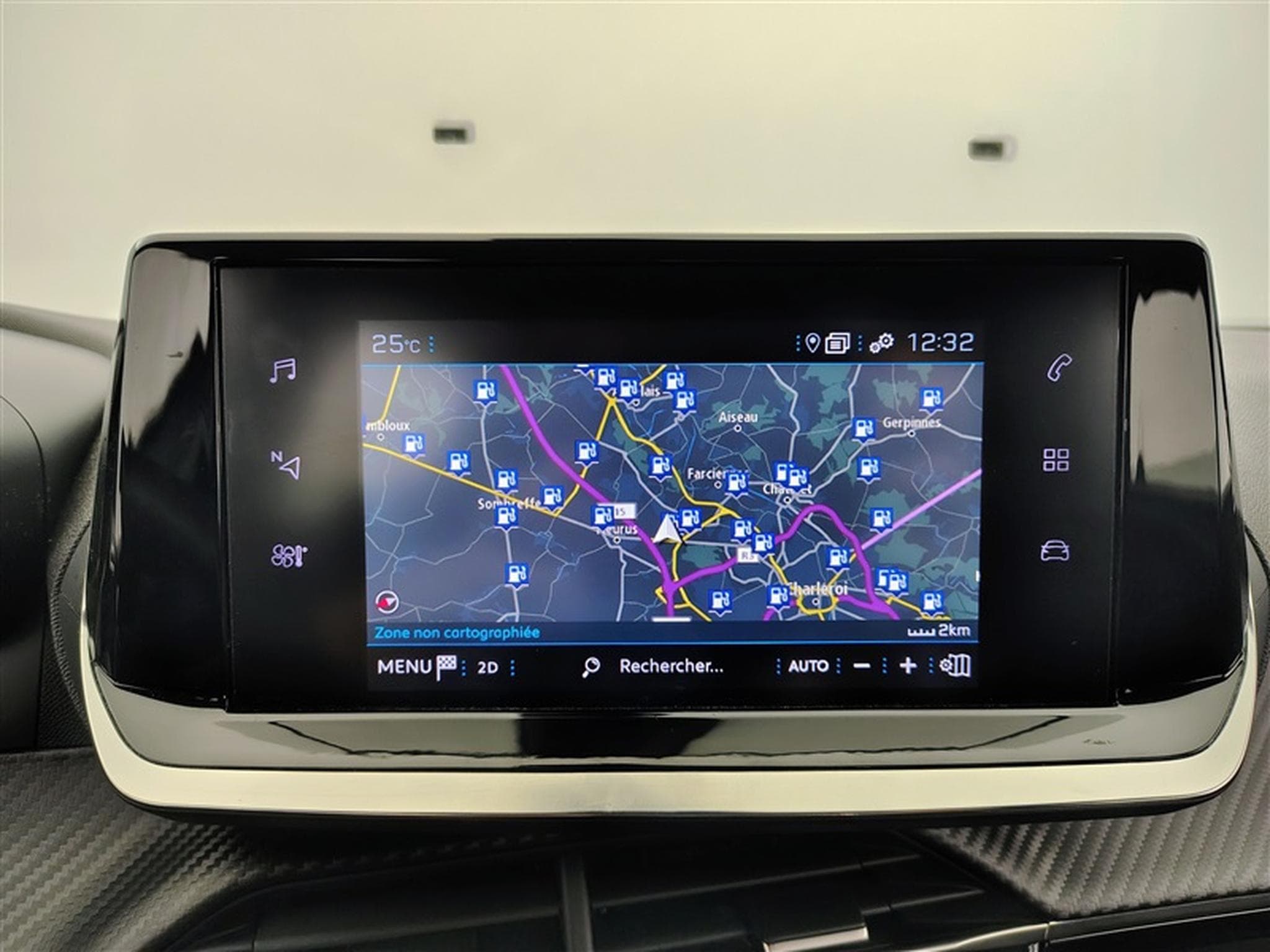 Peugeot 2008 1.2 PureTech 130cv Active Pack NAVI / CAMERA / JA 16" (2022) - Photo 11