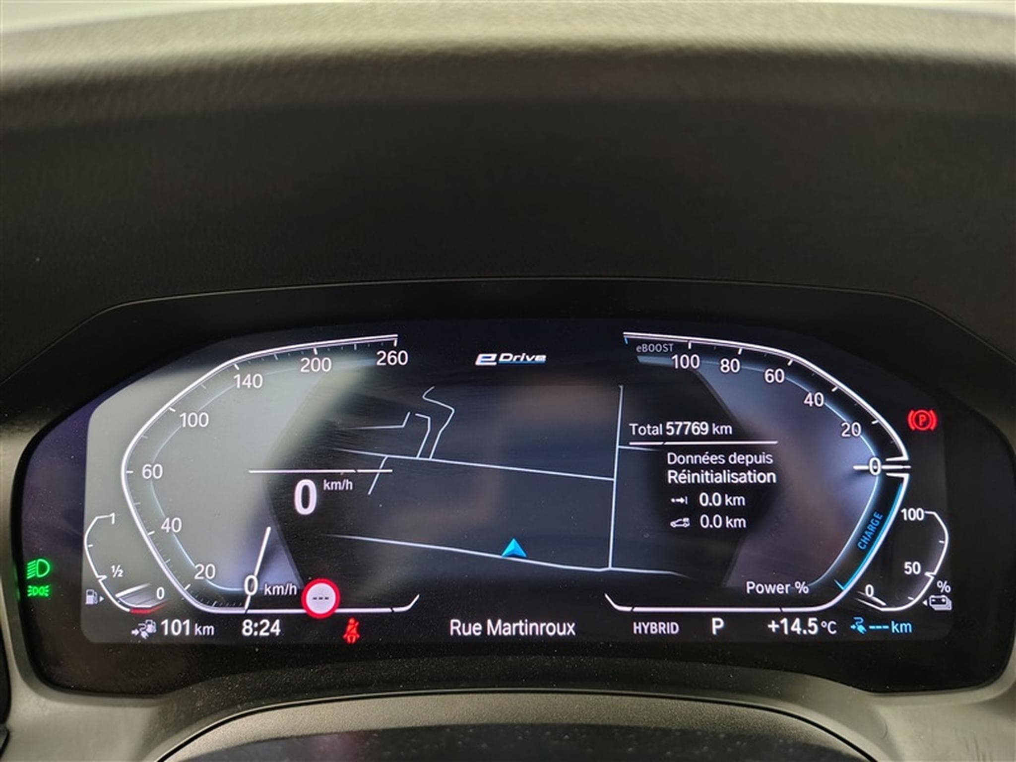BMW 320 320eAS Pack M S-CUIR / NAVI COCKPIT / ALU18" (2022) - Foto 10