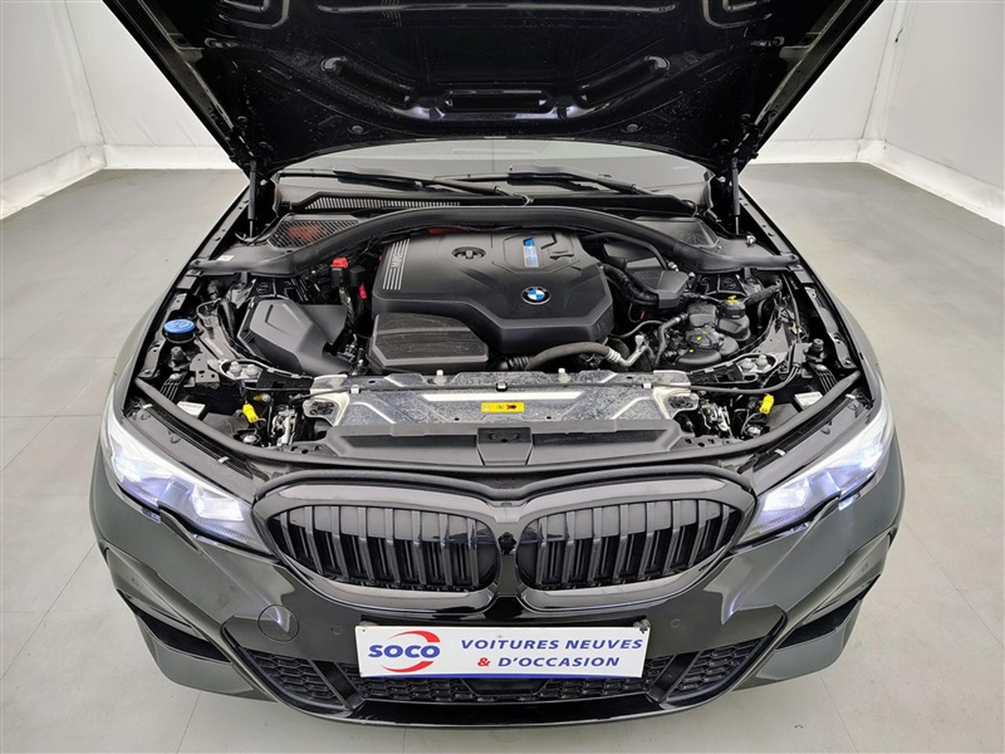 BMW 320 320eAS Pack M S-CUIR / NAVI COCKPIT / ALU18" (2022) - Foto 23