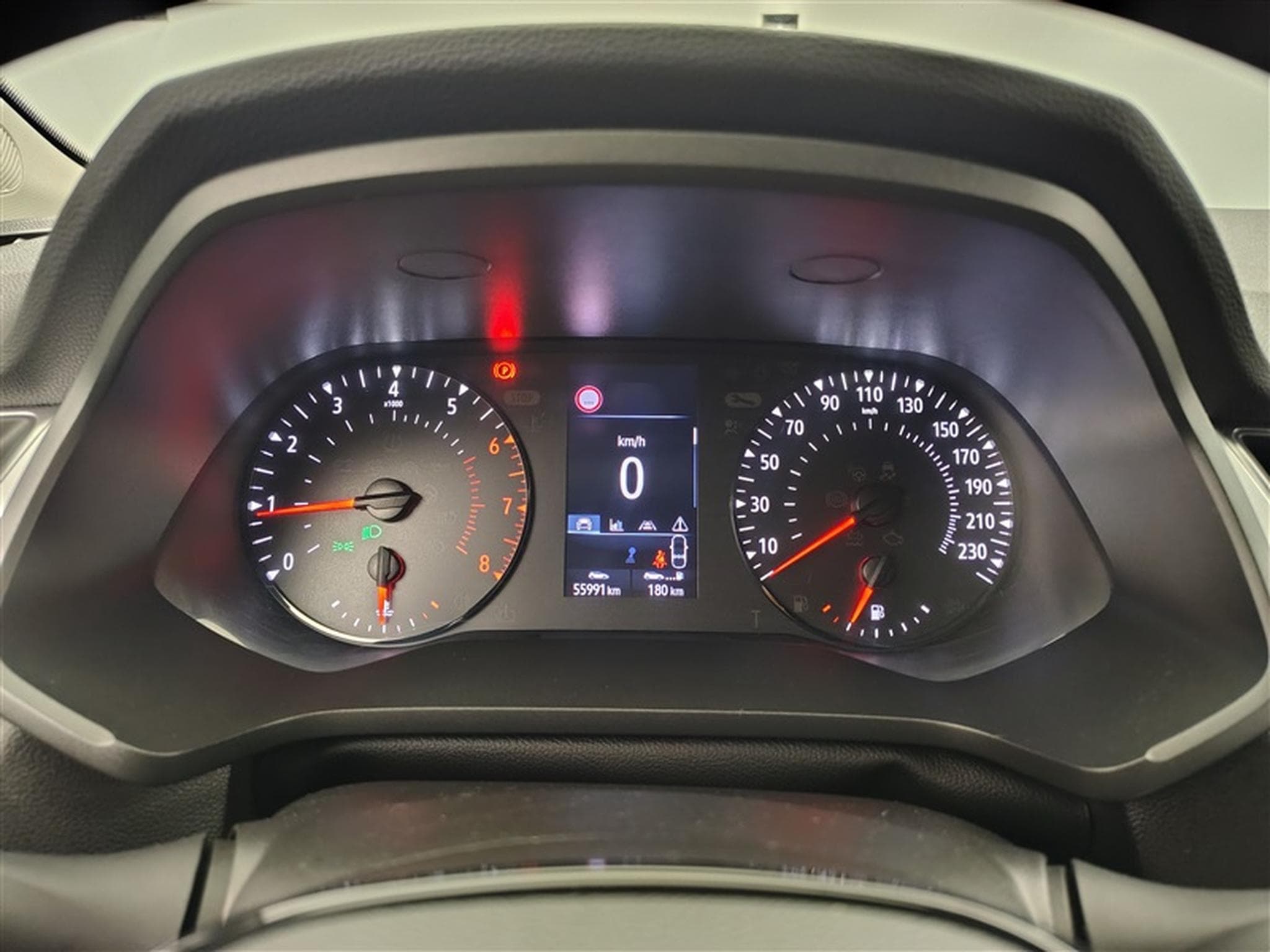 Renault Captur 1.0 TCe Life (2020) - Foto 10