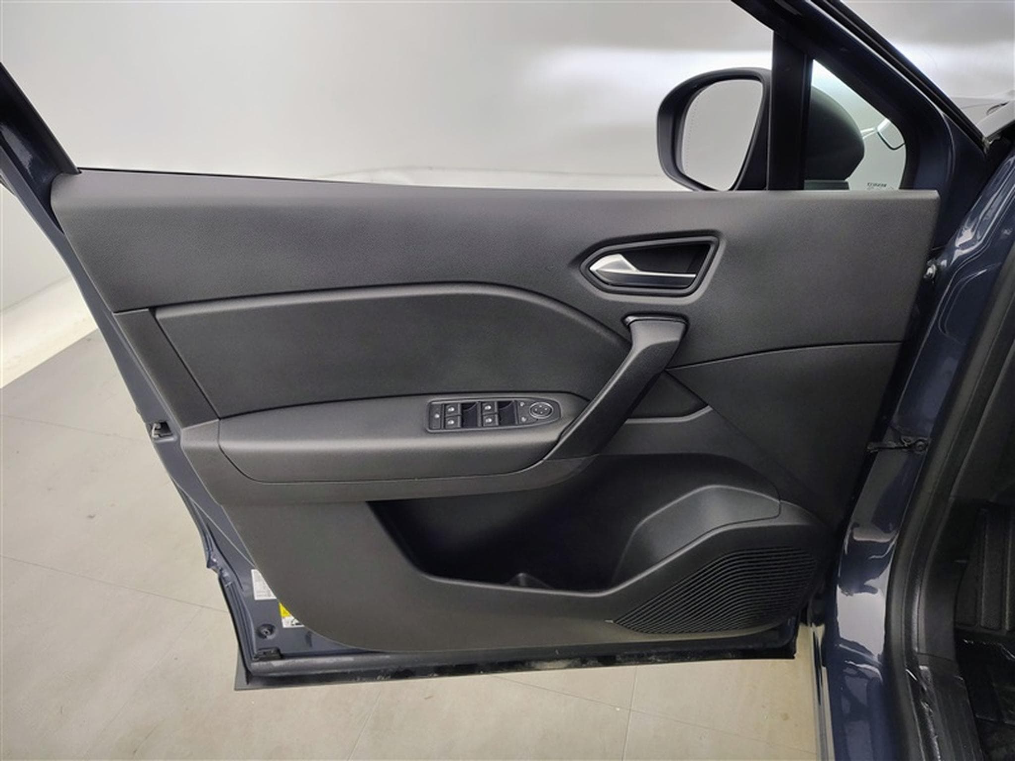 Renault Captur 1.0 TCe Life (2020) - Foto 17