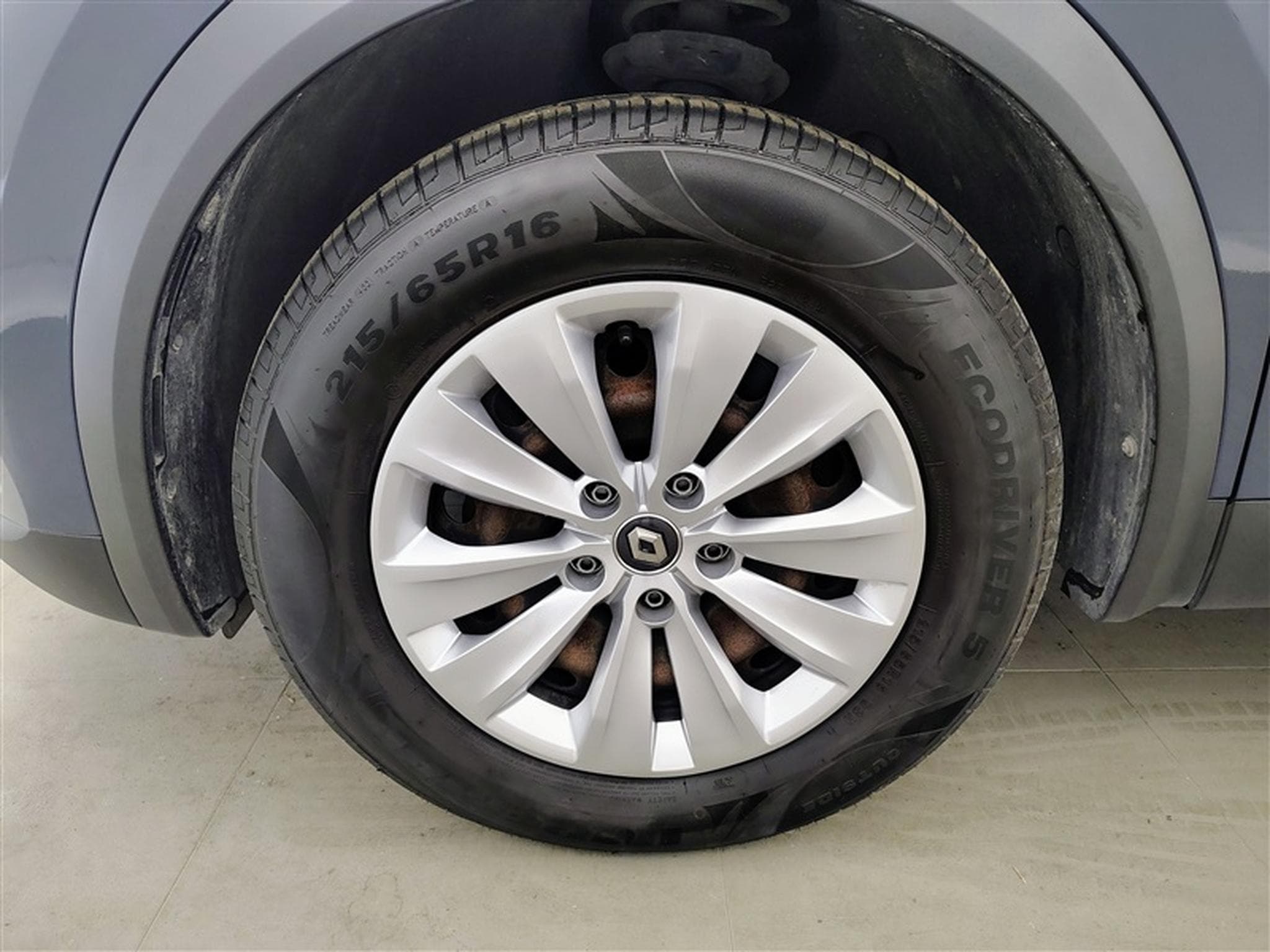 Renault Captur 1.0 TCe Life (2020) - Foto 6