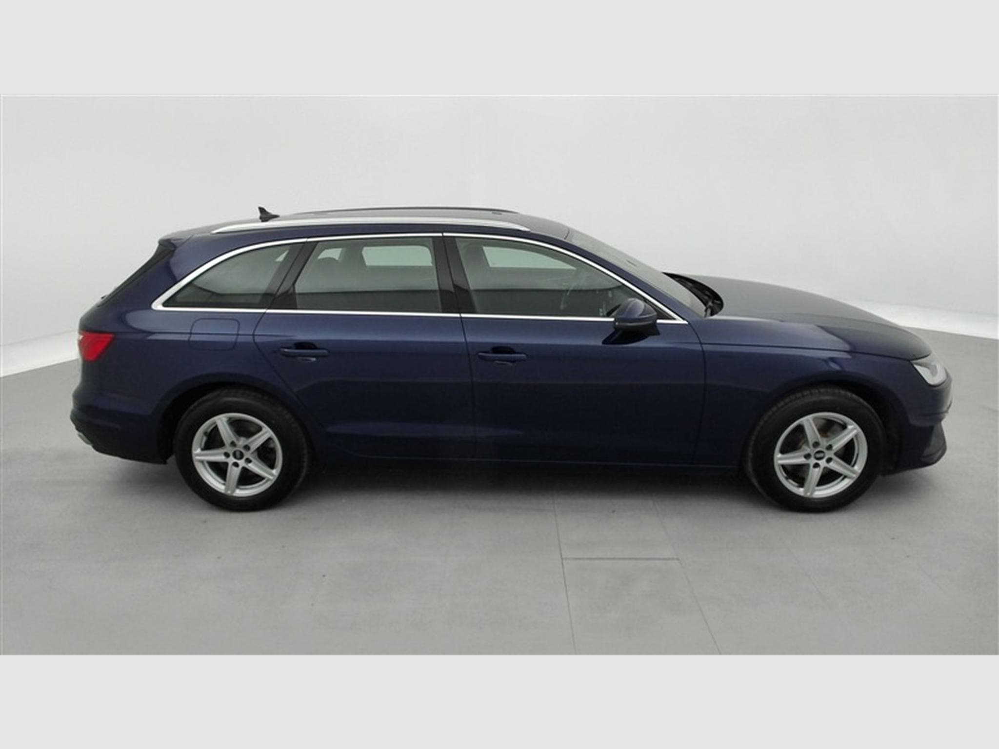 Audi A4 Avant 35 TFSI Business Edition S tronic/NAVI/LED/JA16/PDC (2021) - Foto 24