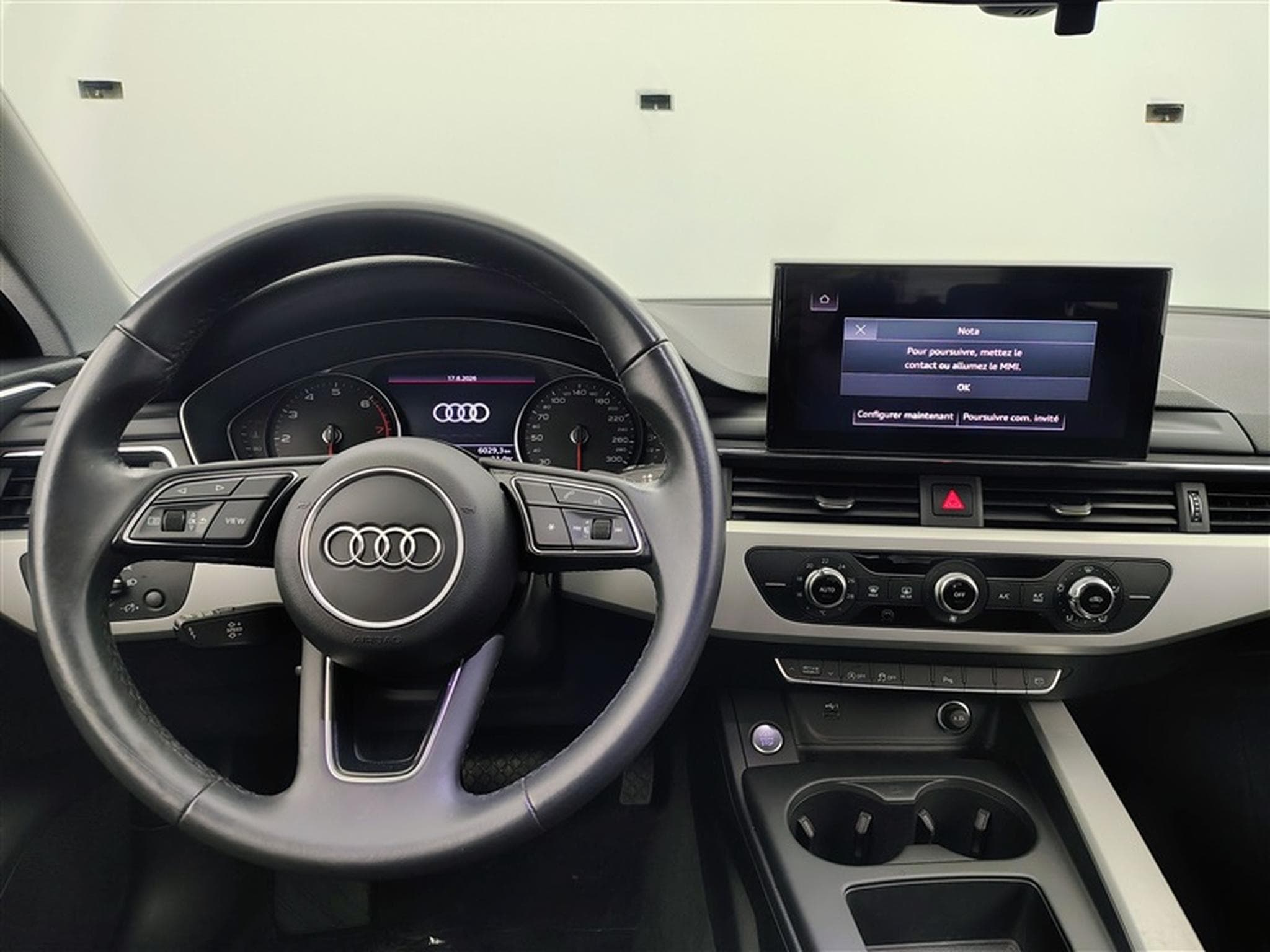 Audi A4 Avant 35 TFSI Business Edition S tronic/NAVI/LED/JA16/PDC (2021) - Foto 9