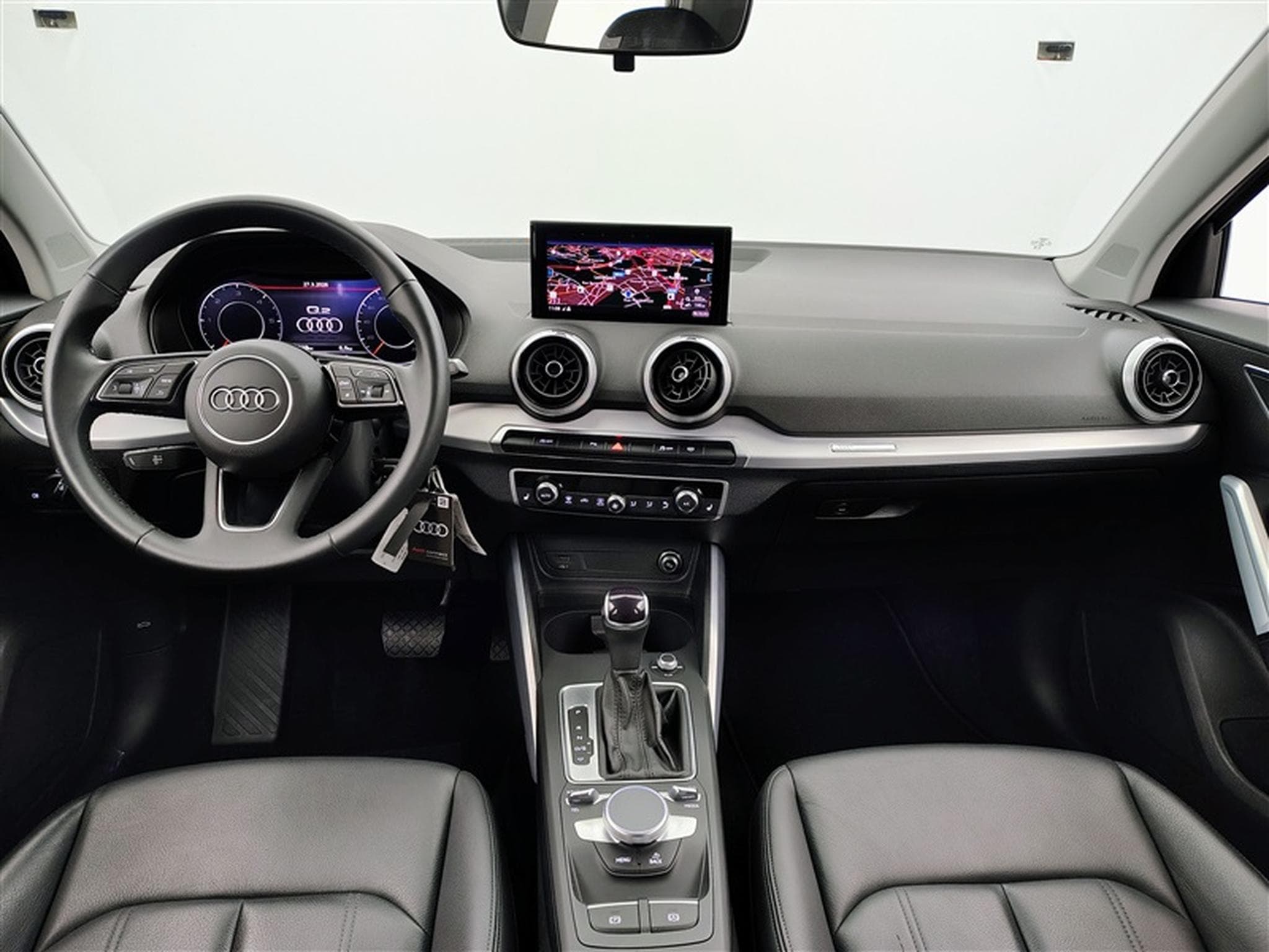 Audi Q2 35 TDi Sport Edition S tronic (2023) - Foto 8