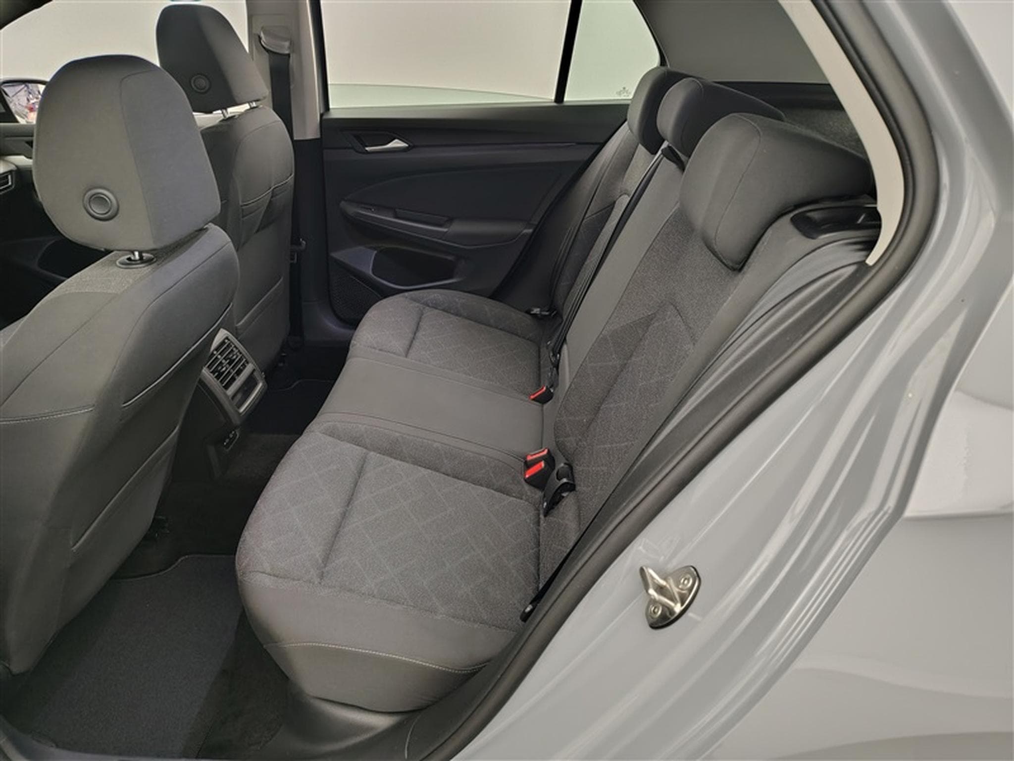 VW Golf 1.5 TSI Life**CARPLAY/LED/RADAR AV-AR** (2020) - Foto 13