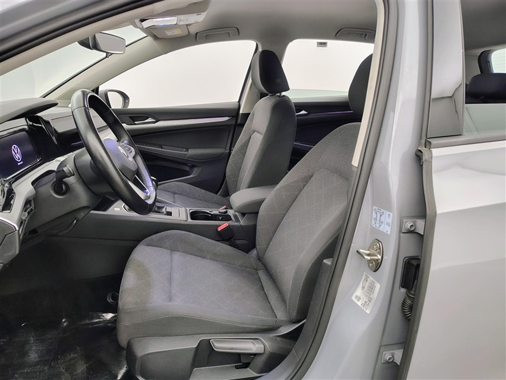 VW Golf 1.5 TSI Life**CARPLAY/LED/RADAR AV-AR** (2020) - Foto 7