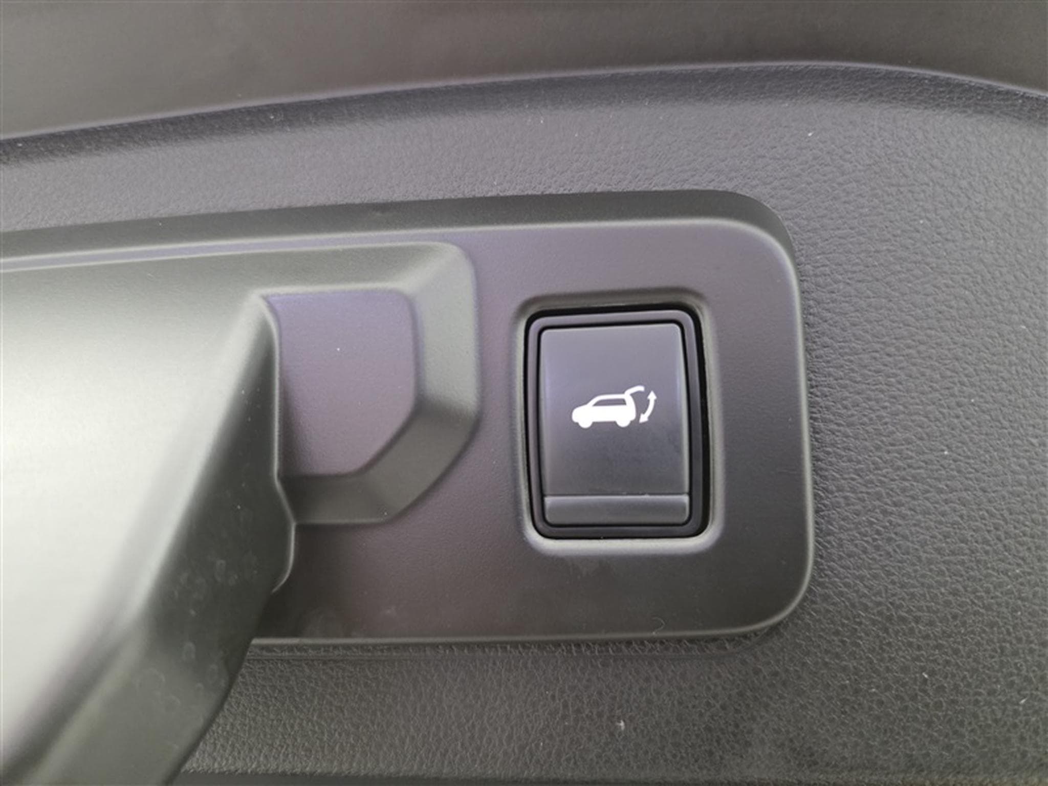 Renault Espace 1.2 E-Tech HEV Techno 7pl. NAVI / S-CUIR / FULL LED (2024) - Foto 19