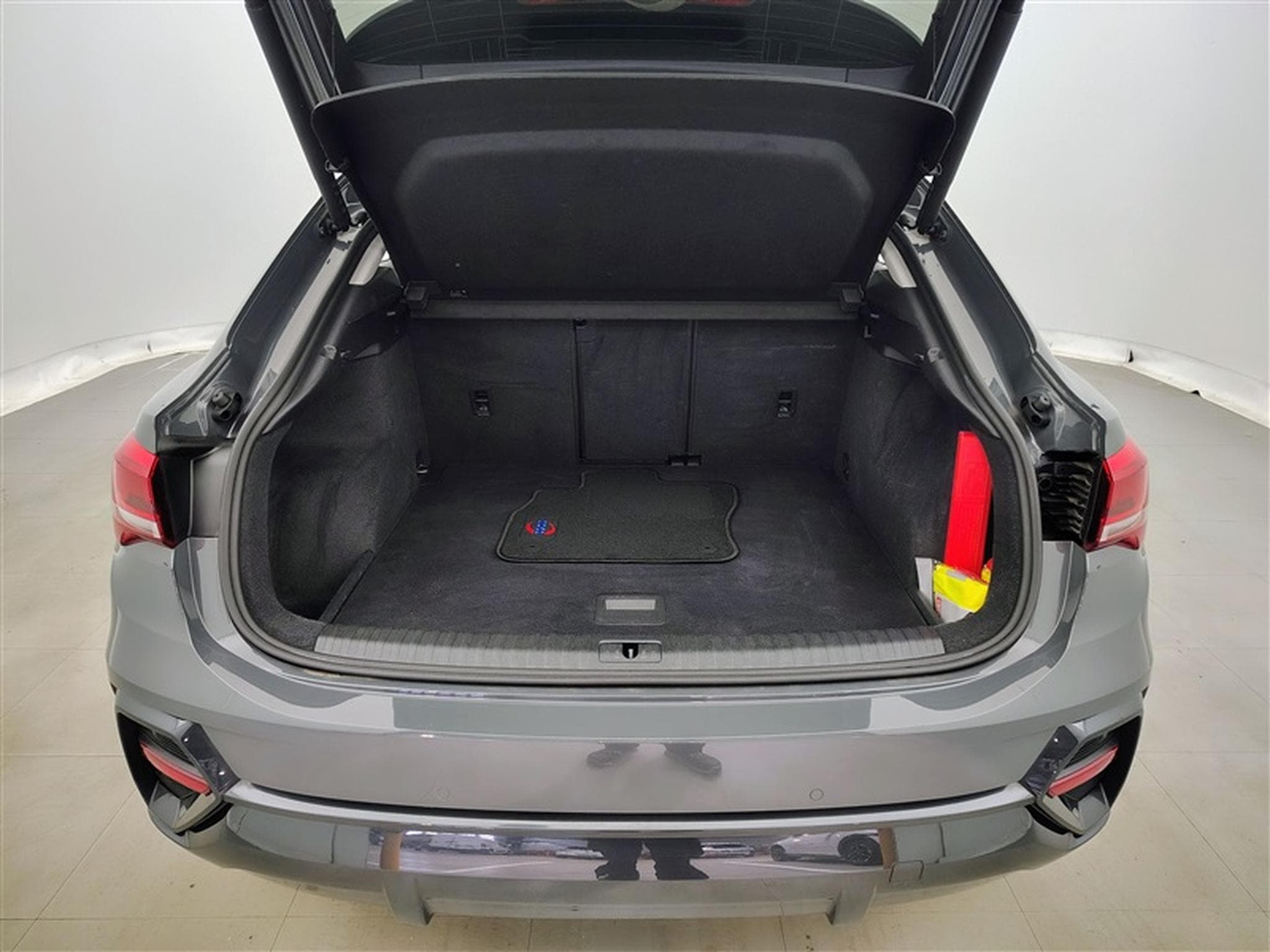 Audi Q3 Sportback 35 TDI S-Tronic  Cuir / Navi / PDC av+ar (2021) - Foto 14