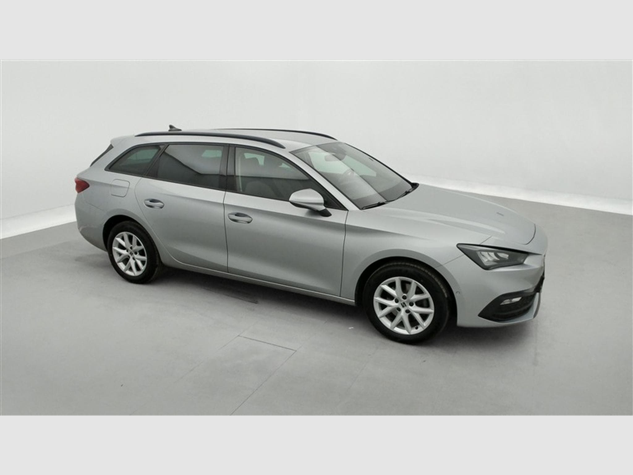 Seat Leon 1.0 EcoTSI Move! NAVI/LED/JA16/PDC AV AR (2023) - Foto 23