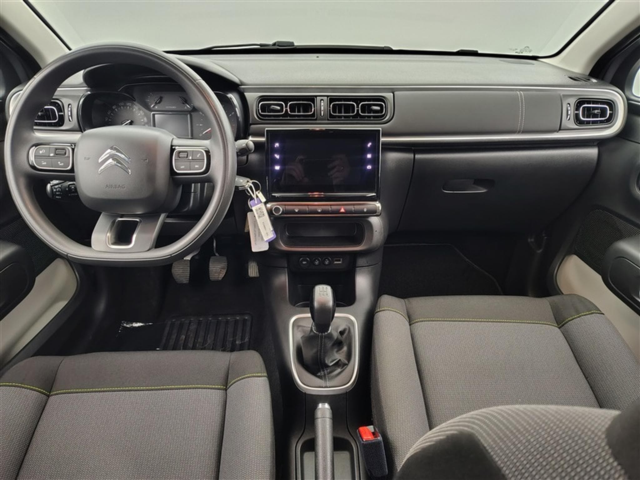 Citroen C3 1.2i PureTech Shine S&S (EU6.4) (2023) - Foto 8
