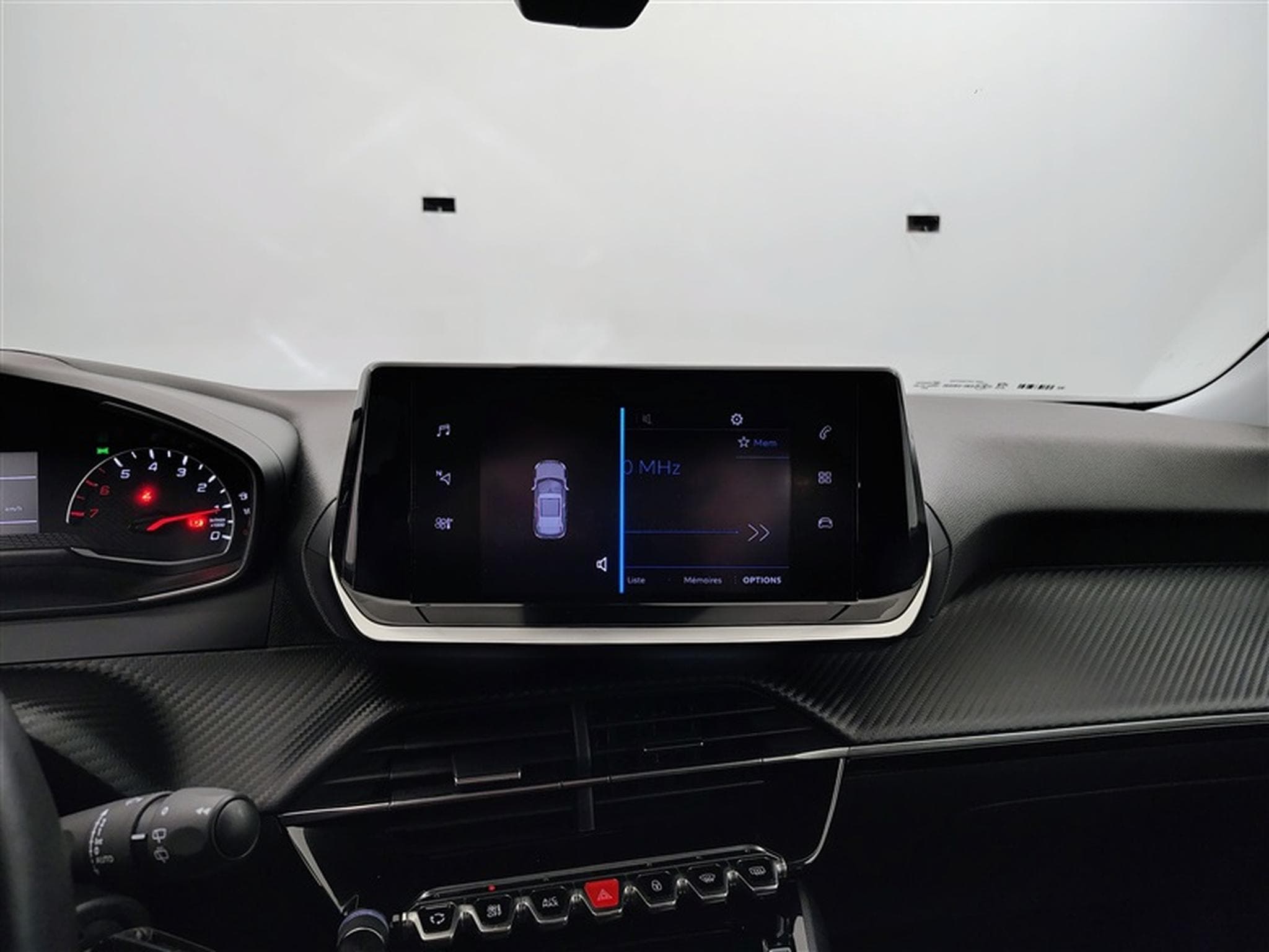 Peugeot 2008 1.2 PureTech 130Cv Style (2022) - Photo 17