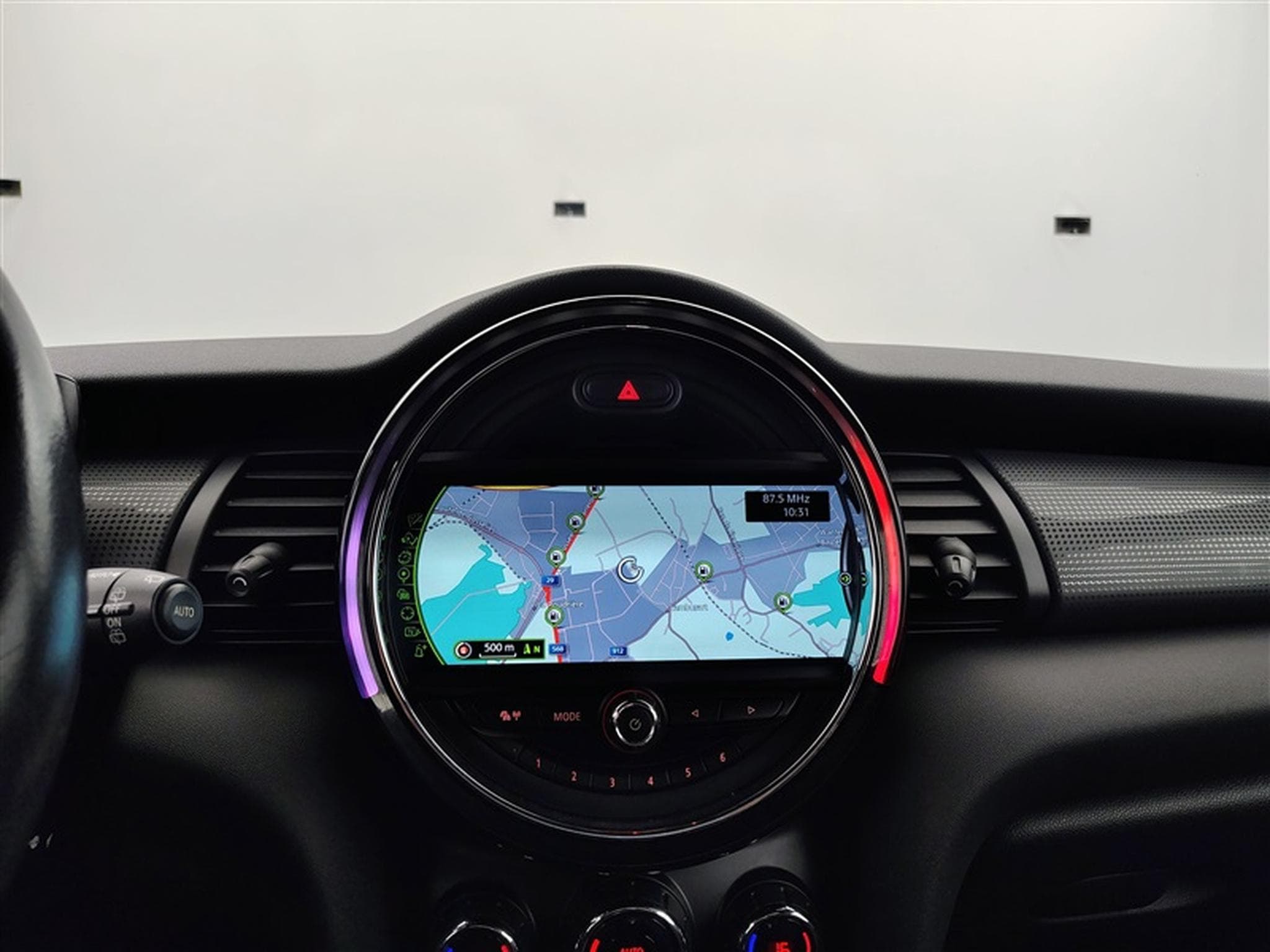 MINI Cooper Mini 1.2 One (2017) - Photo 11