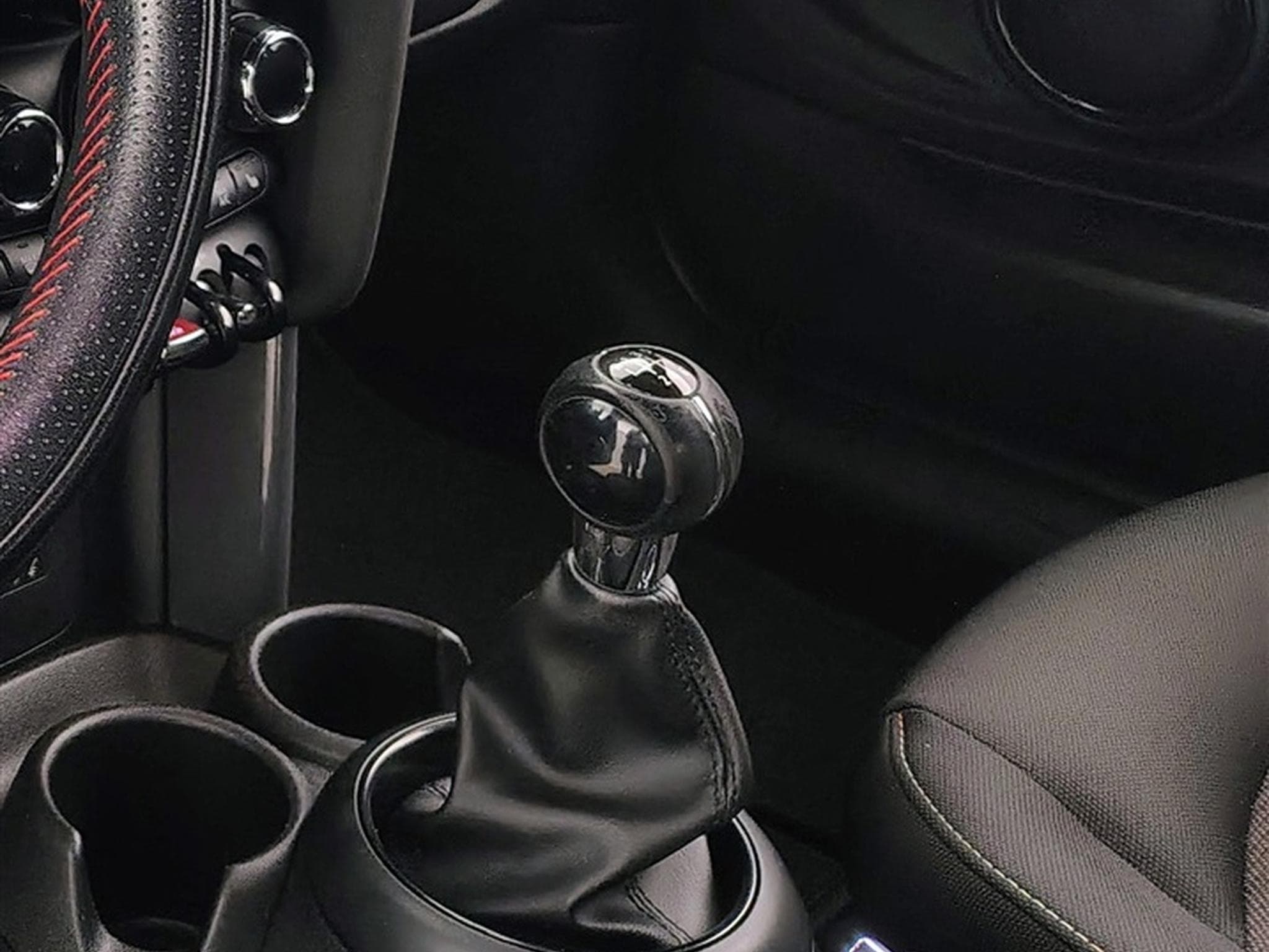MINI Cooper Mini 1.2 One (2017) - Photo 12