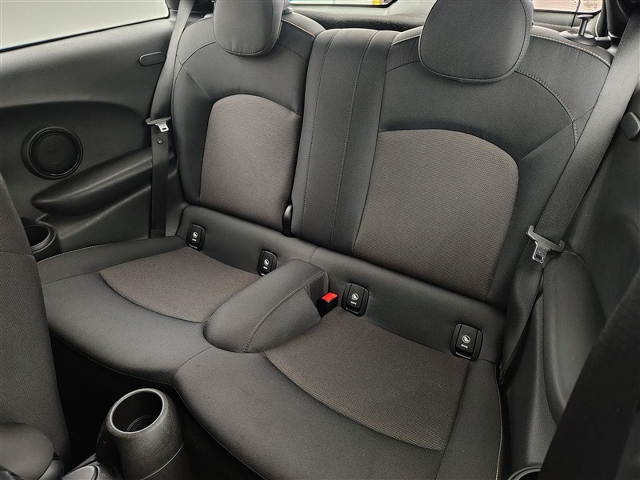 MINI Cooper Mini 1.2 One (2017) - Photo 13