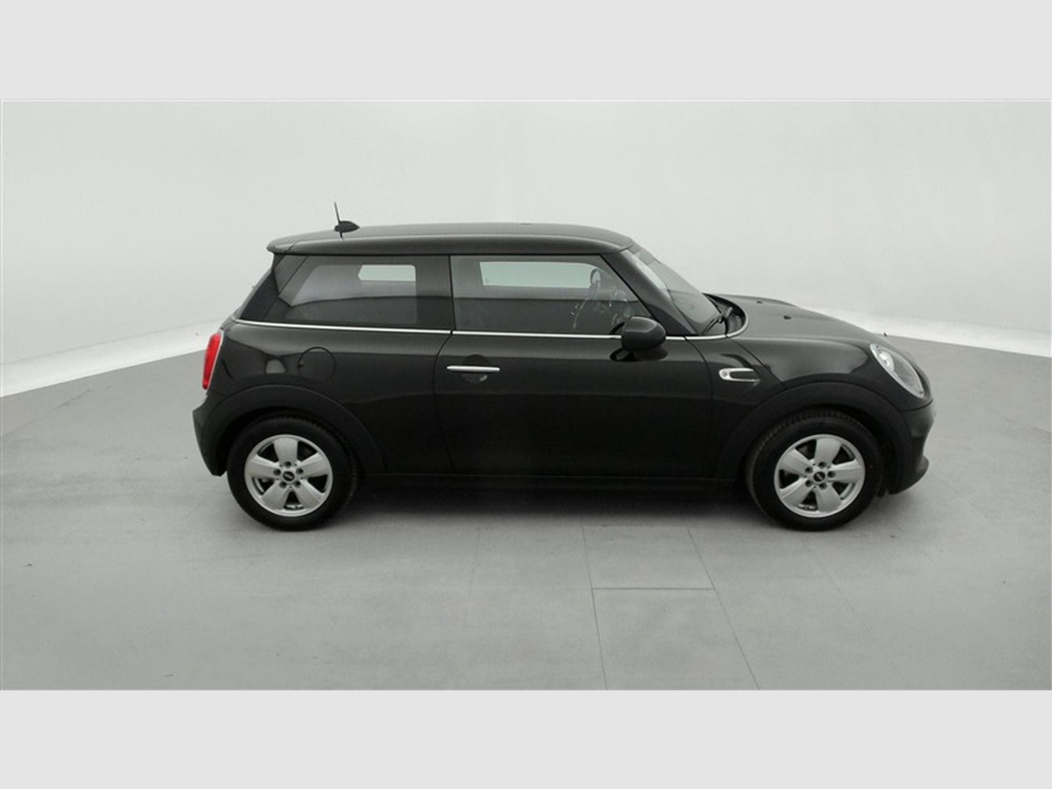 MINI Cooper Mini 1.2 One (2017) - Photo 22