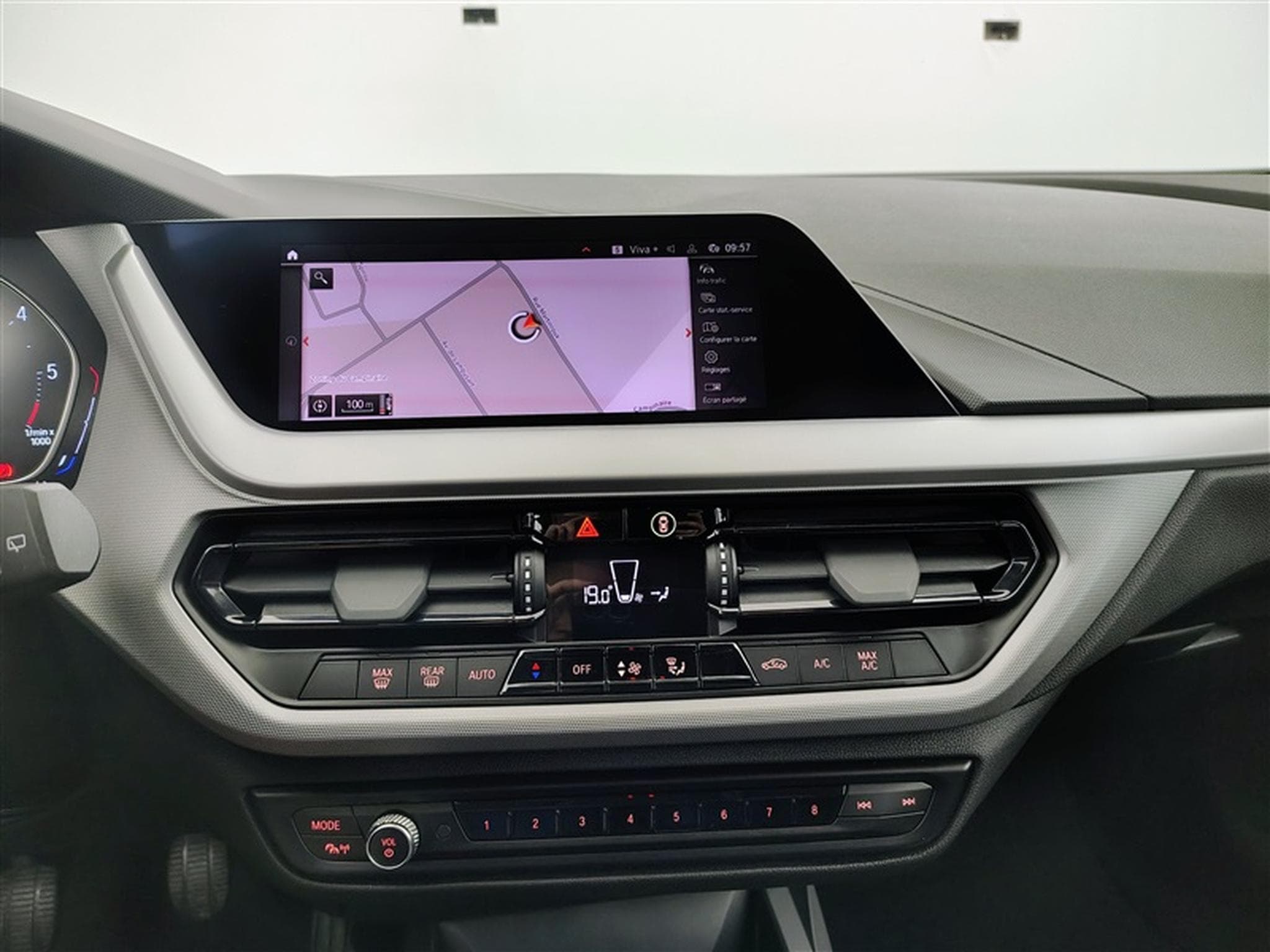 BMW 116 d Navi / Led / PDC av+ar (2022) - Photo 11