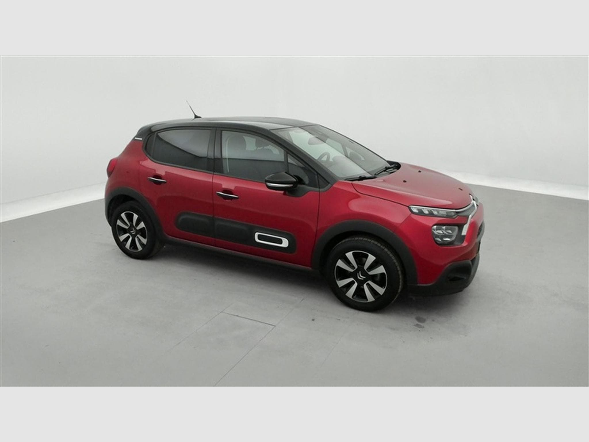 Citroen C3 1.2i PureTech Feel NAVI / FULL LED / CARPLAY (2024) - Photo 22