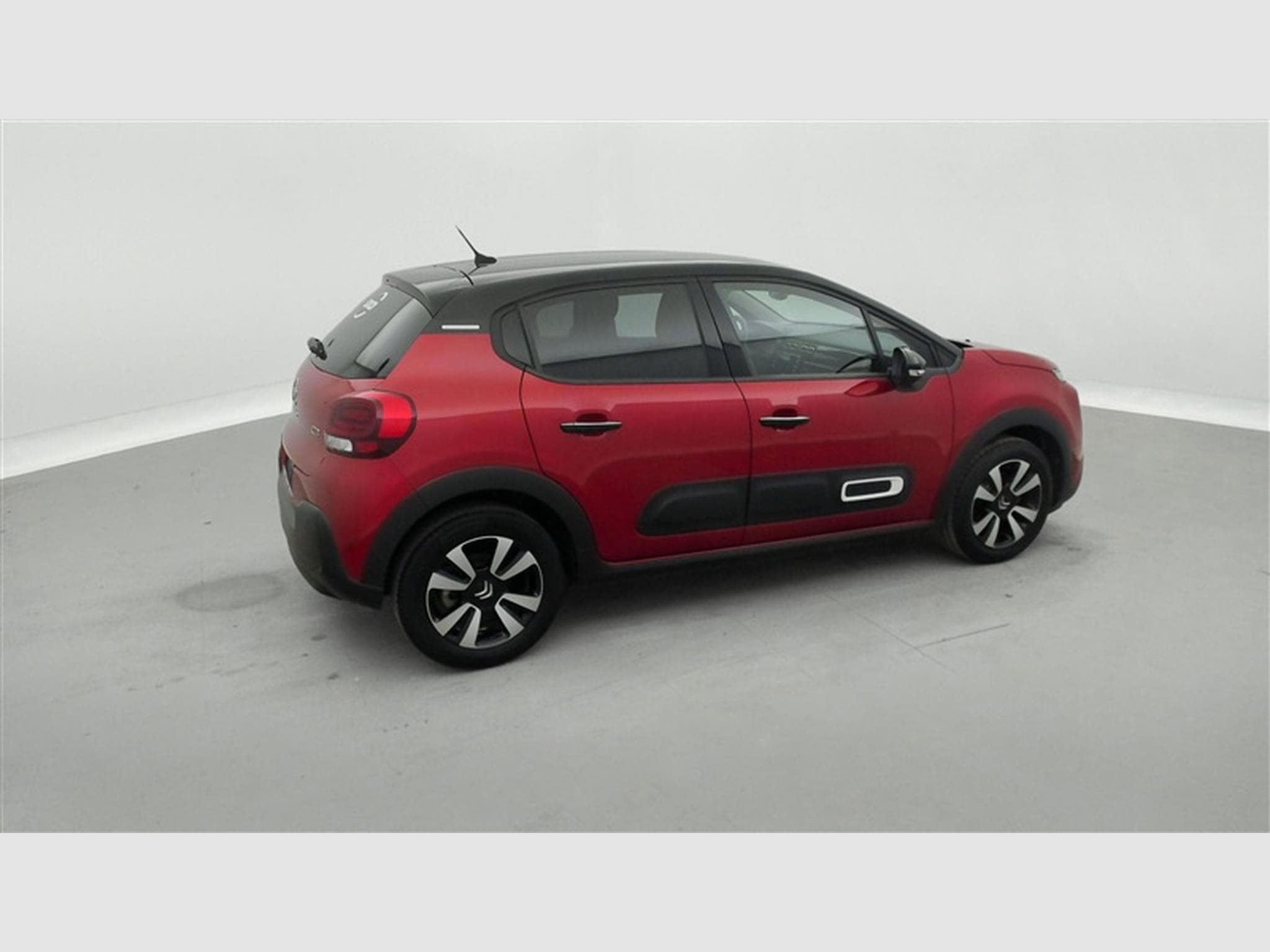 Citroen C3 1.2i PureTech Feel NAVI / FULL LED / CARPLAY (2024) - Photo 24